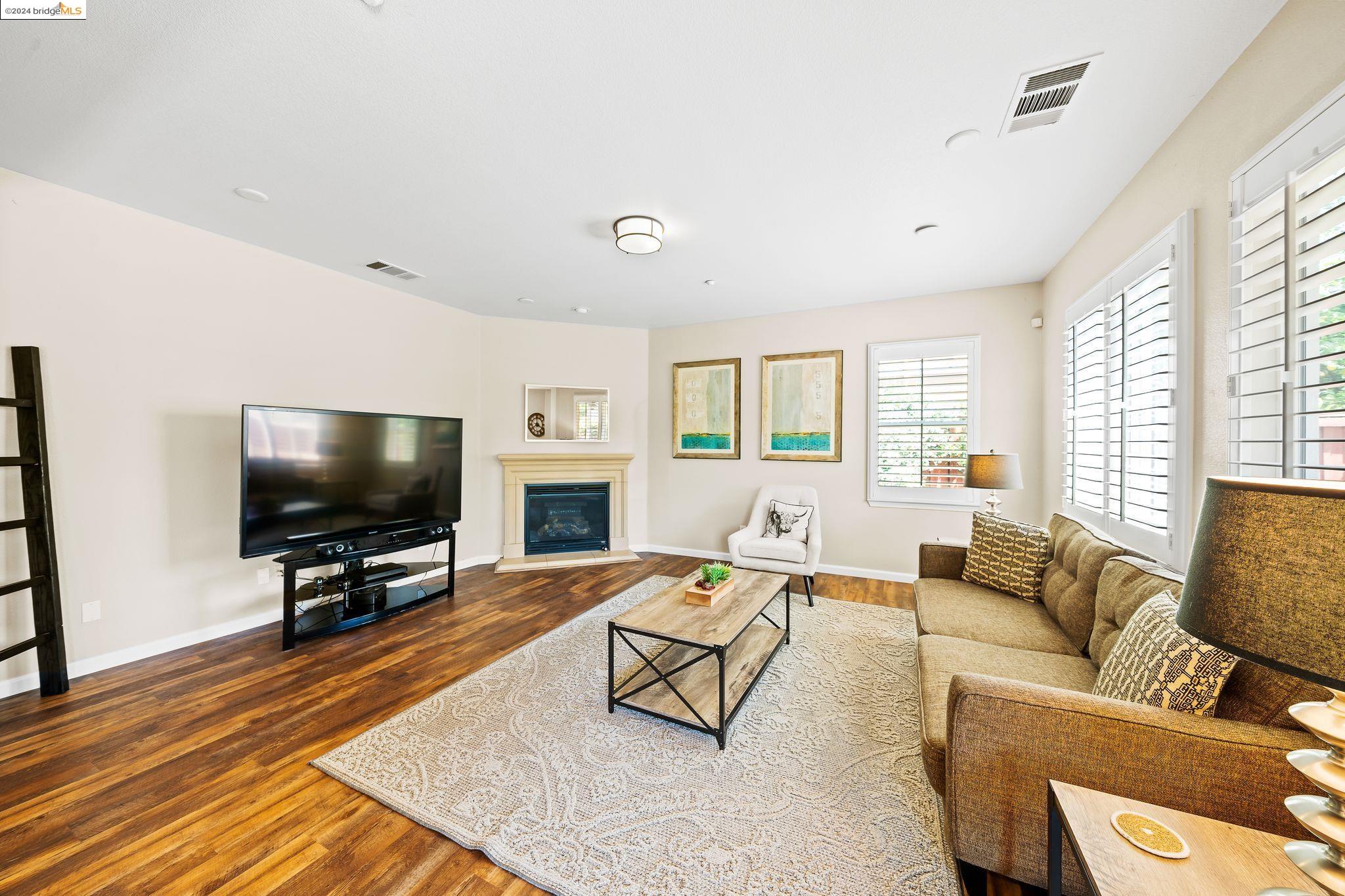 1177 Pimento Dr