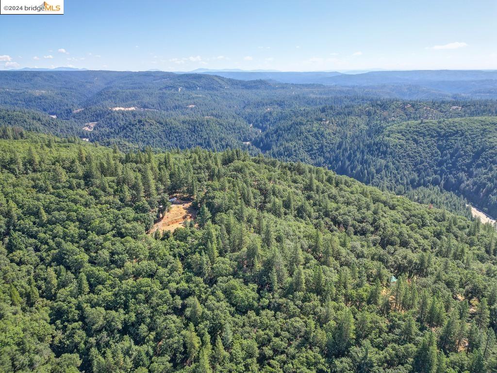 17456 Knoll Top Dr