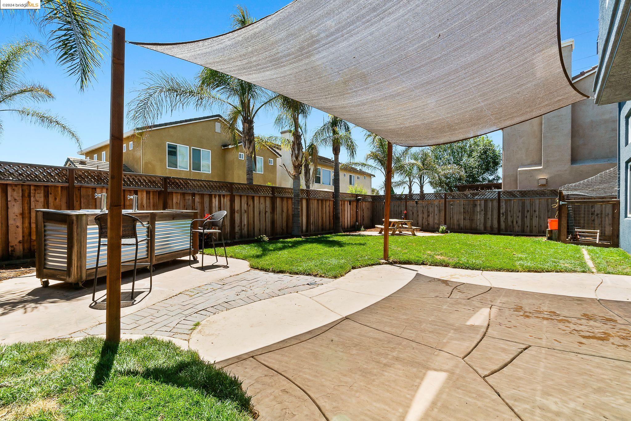 632 Cambridge Ct