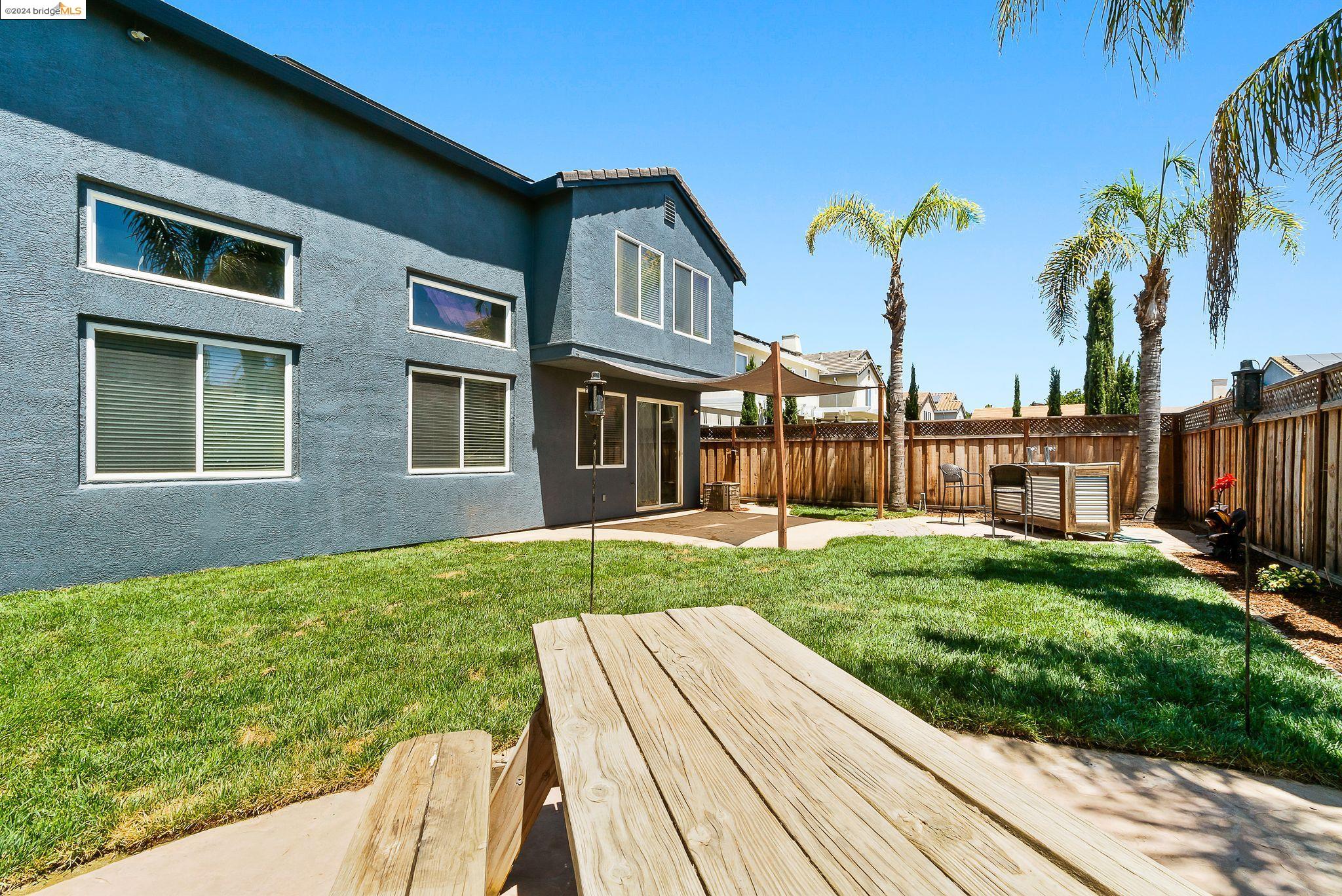 632 Cambridge Ct