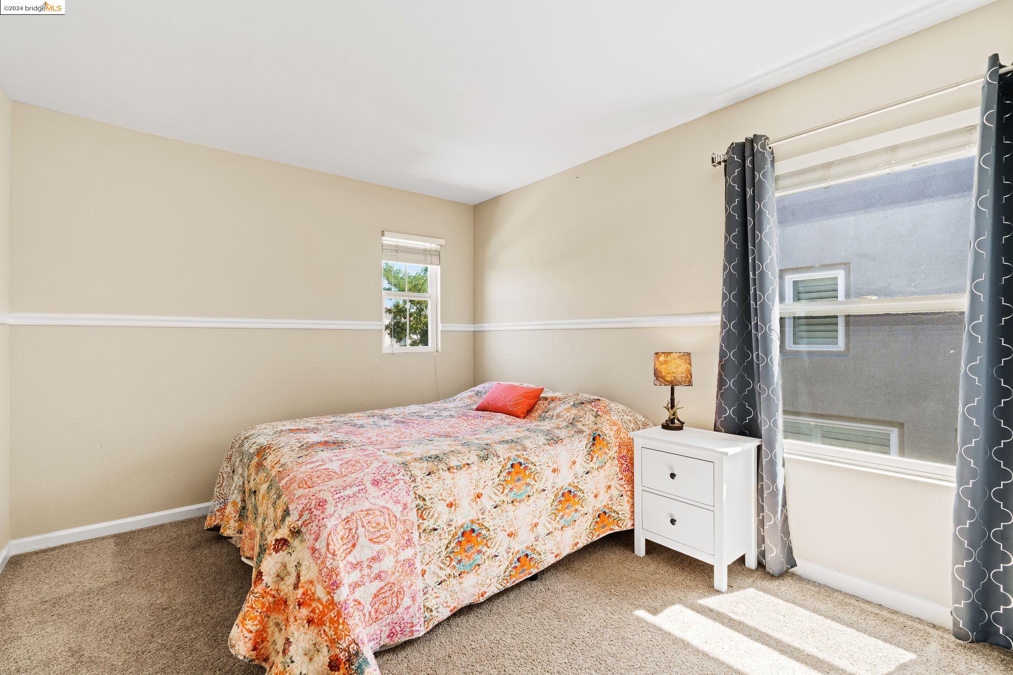 632 Cambridge Ct