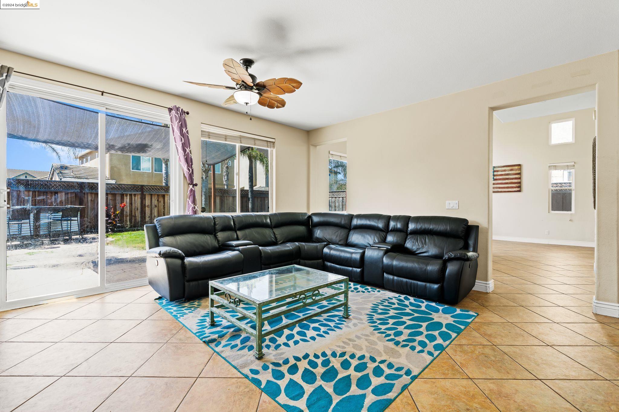 632 Cambridge Ct