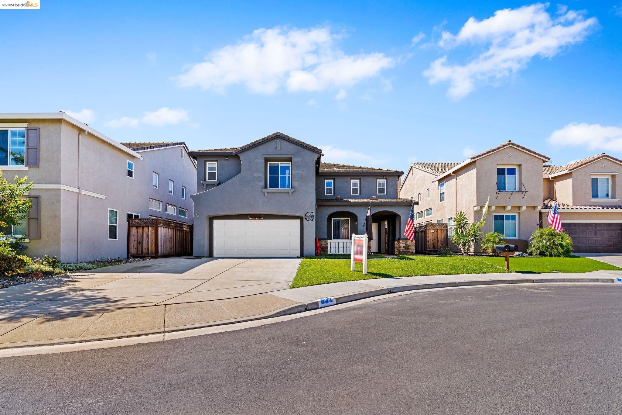 632 Cambridge Ct