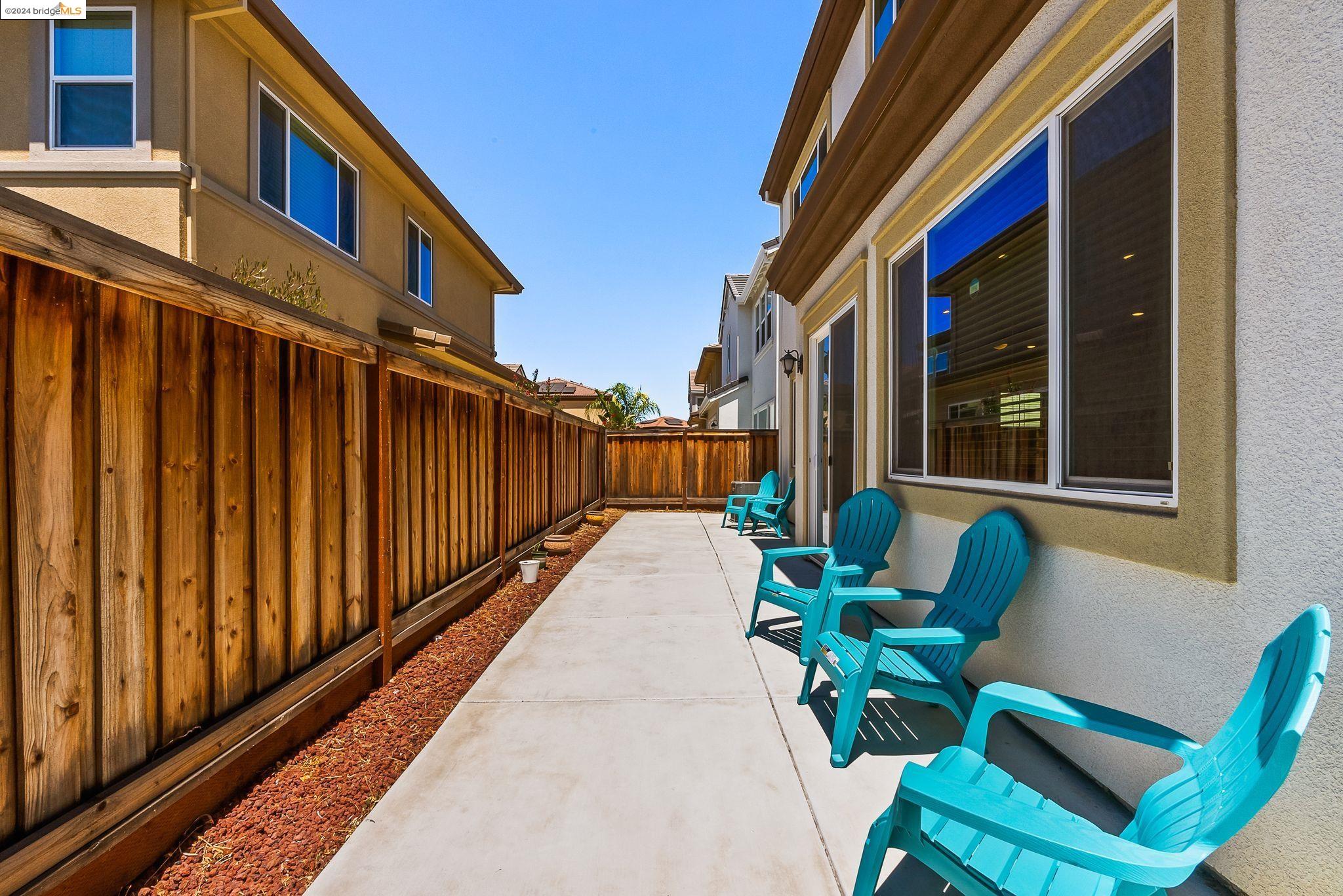 86 Kestral Way