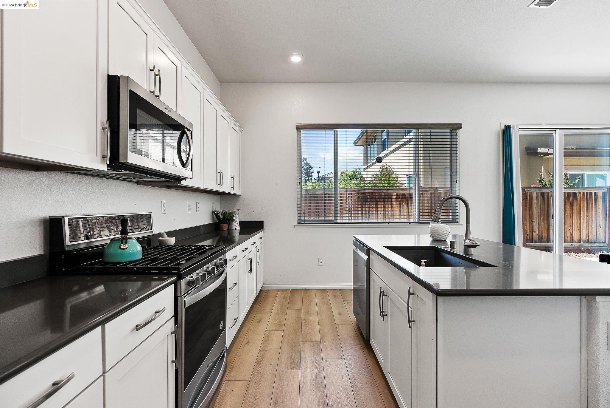 86 Kestral Way