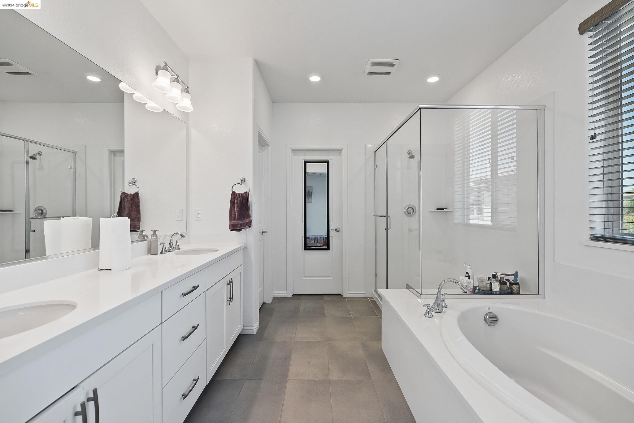86 Kestral Way