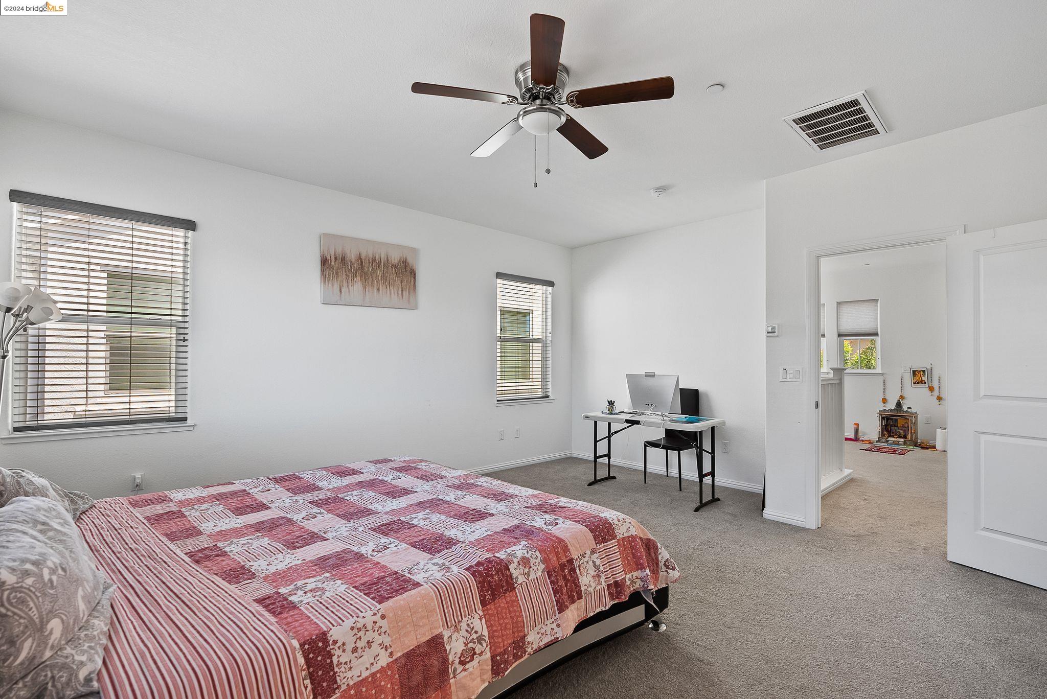 86 Kestral Way