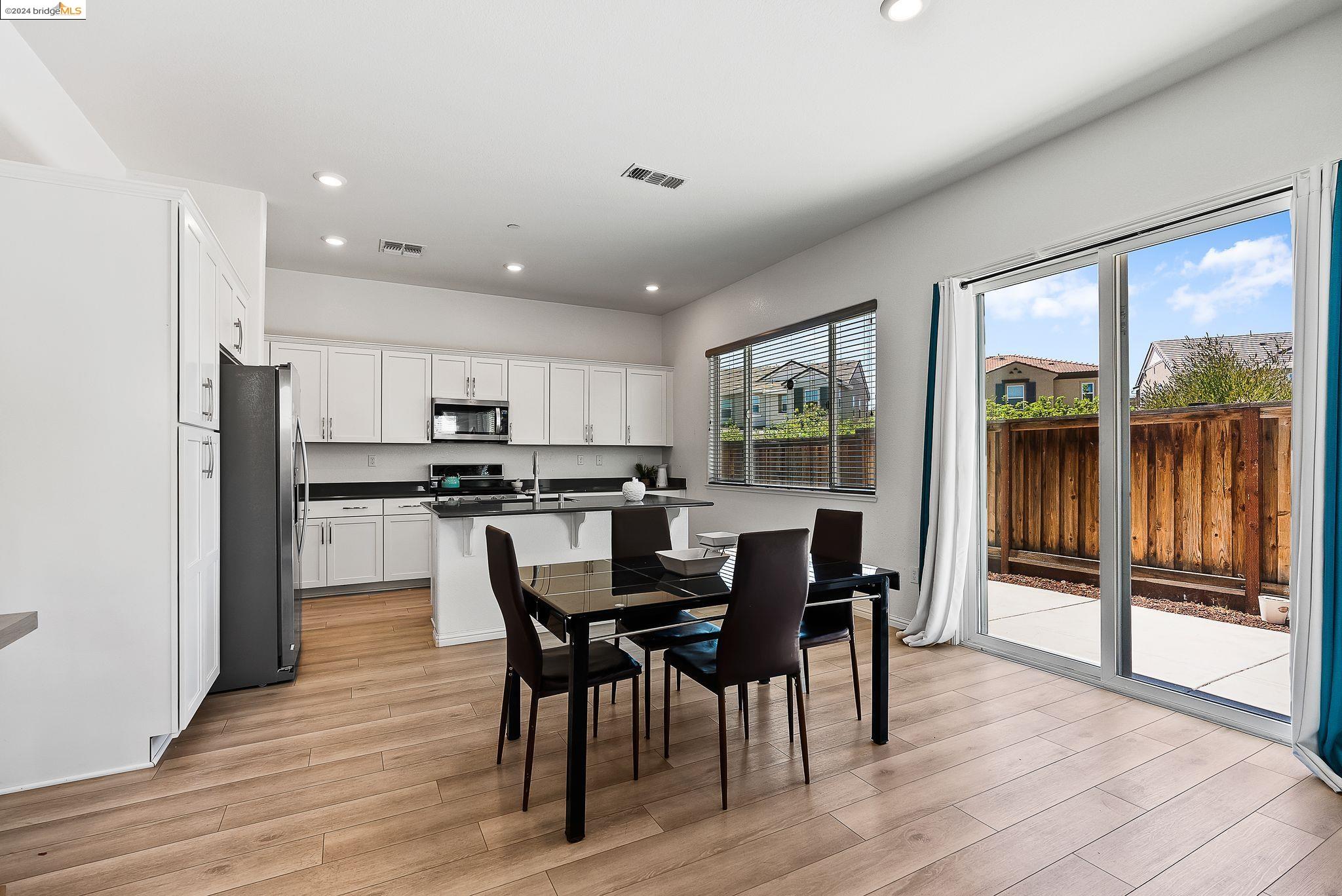 86 Kestral Way