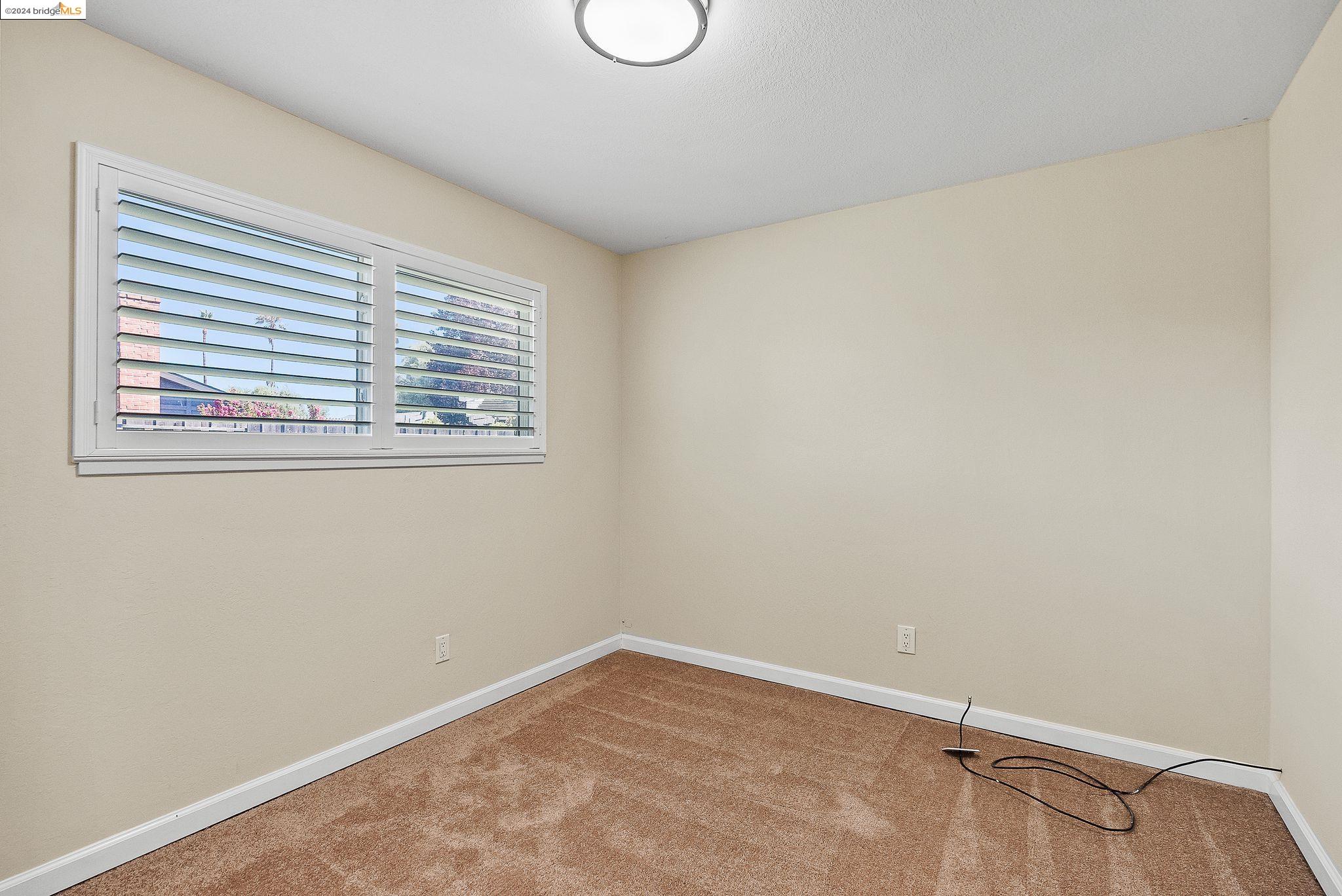 2335 Bluebell Dr