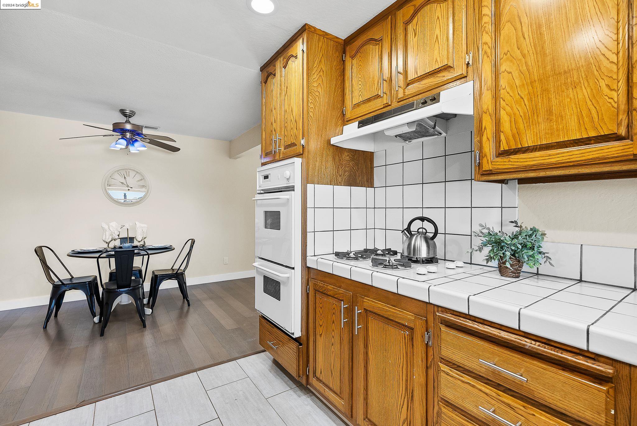2335 Bluebell Dr
