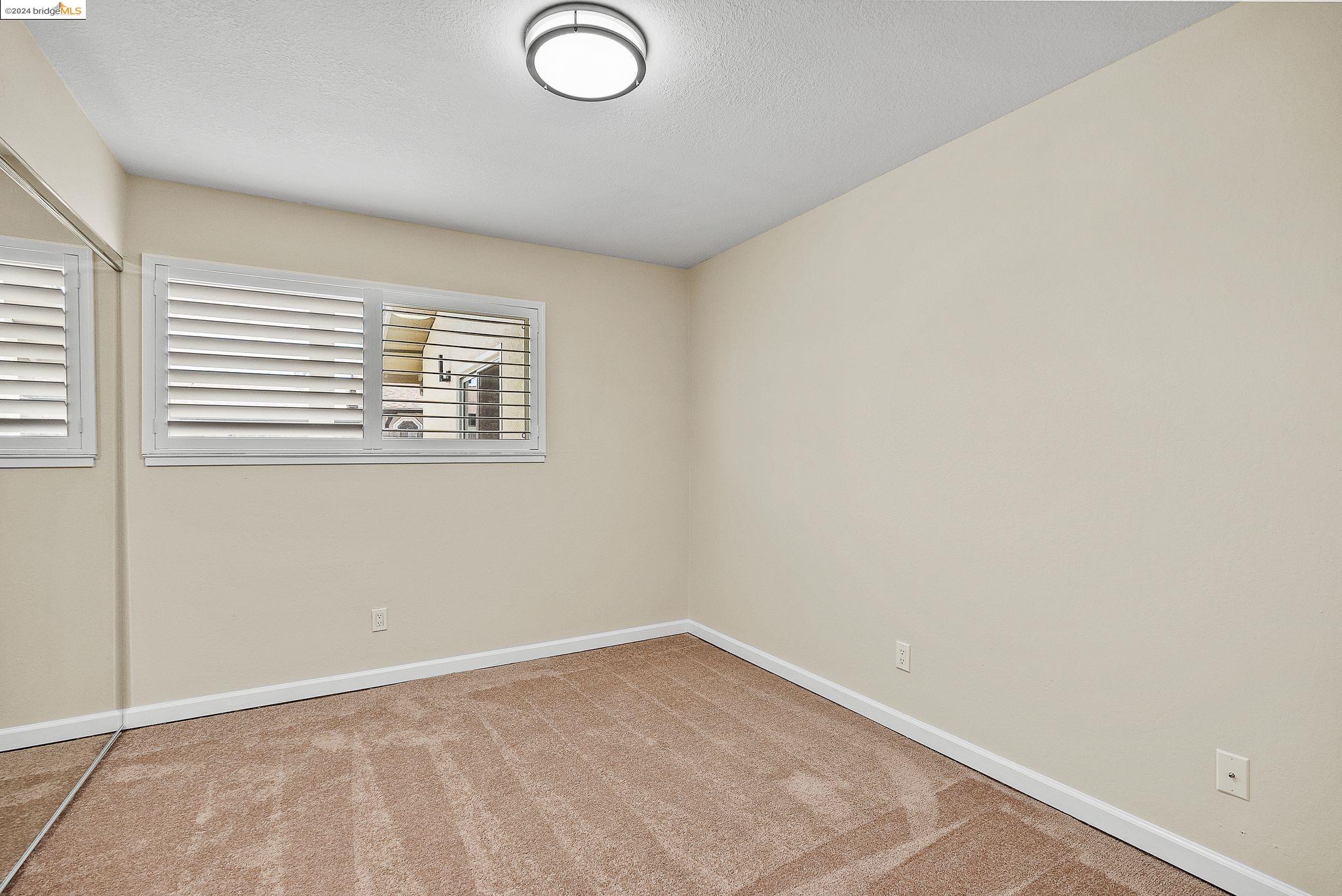 2335 Bluebell Dr