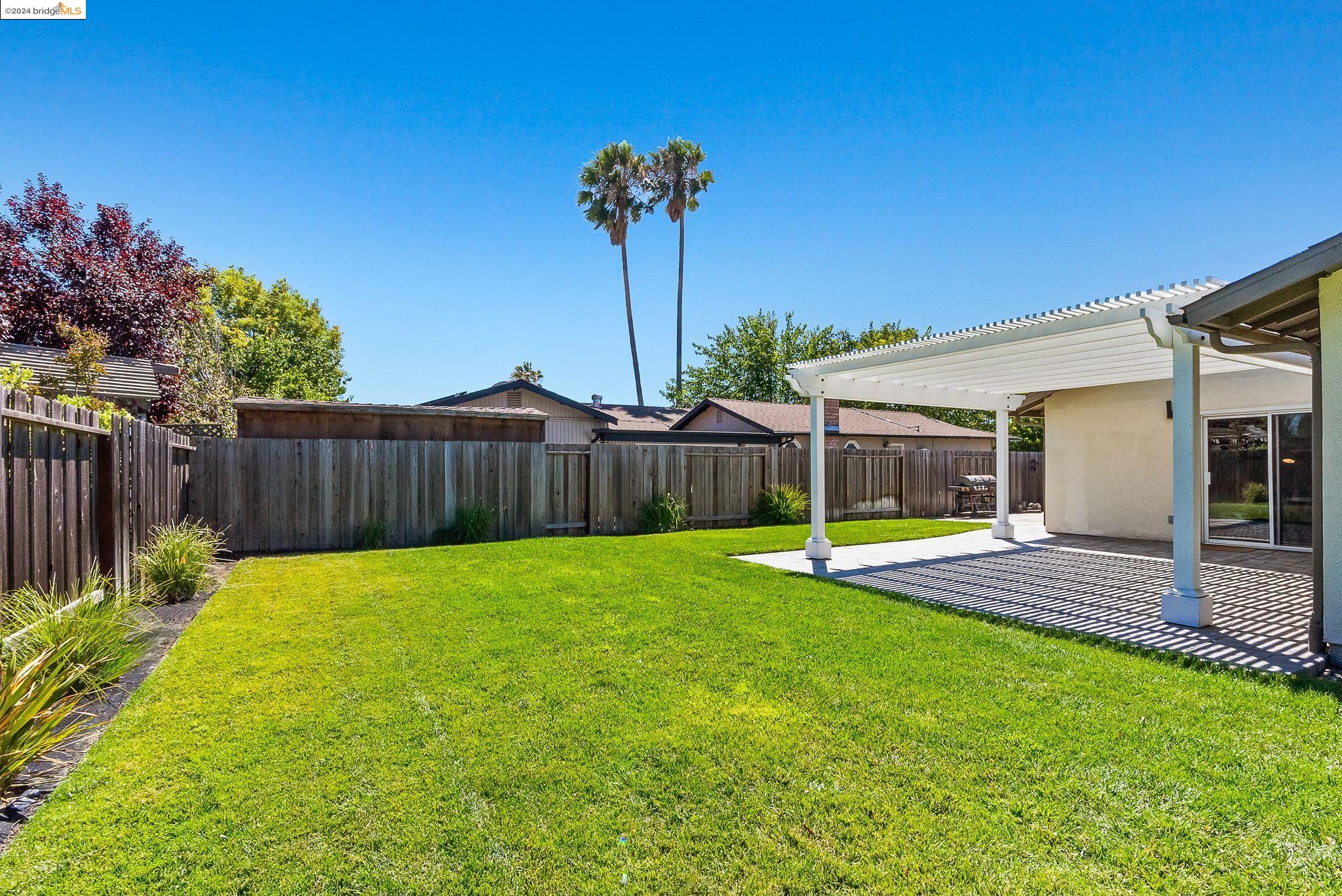 2335 Bluebell Dr