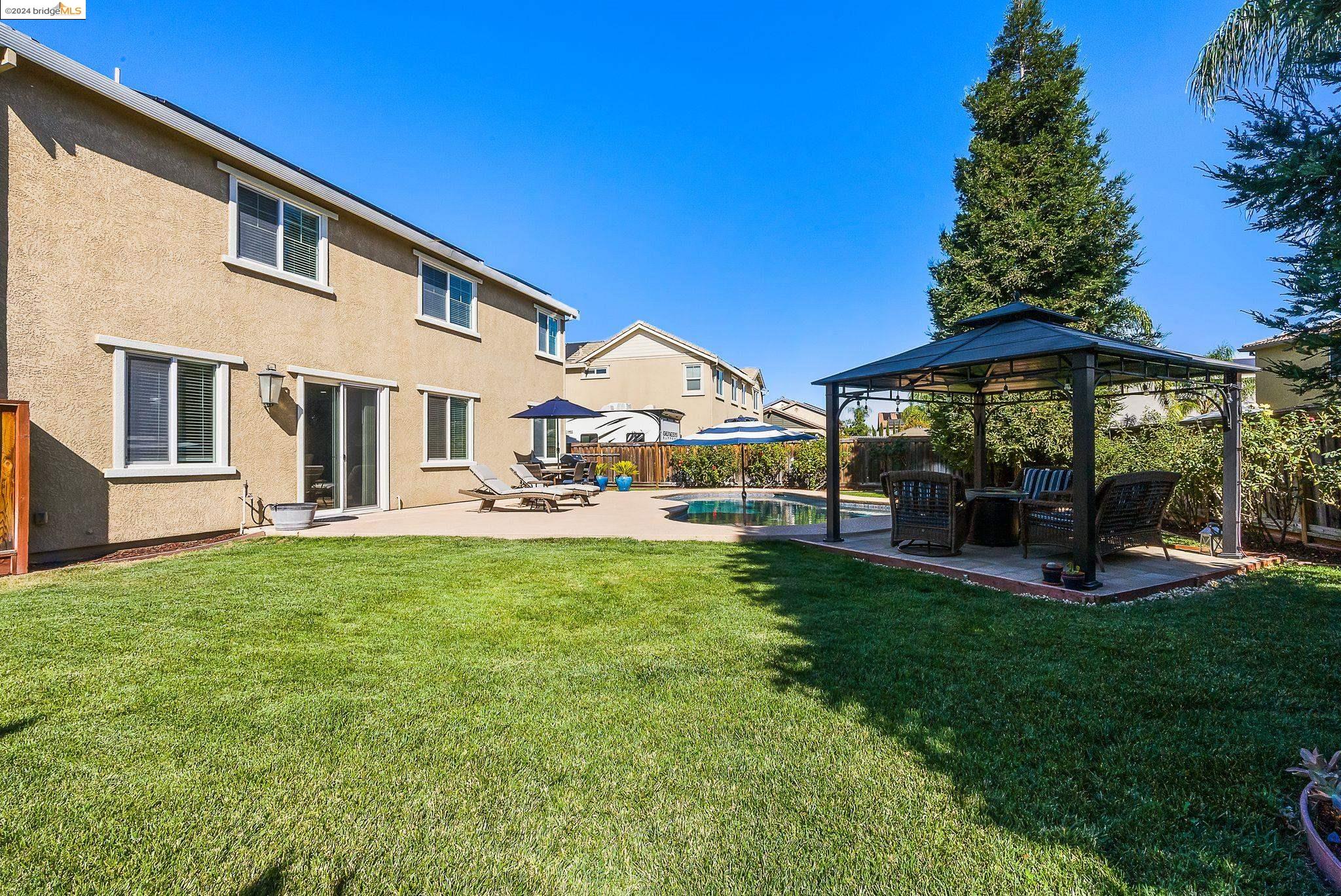 1112 Lavender Dr