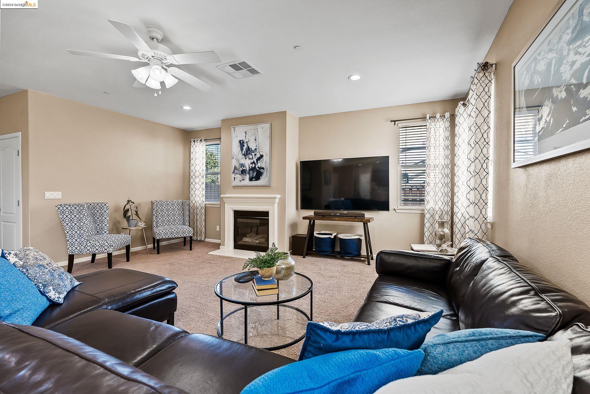 1112 Lavender Dr