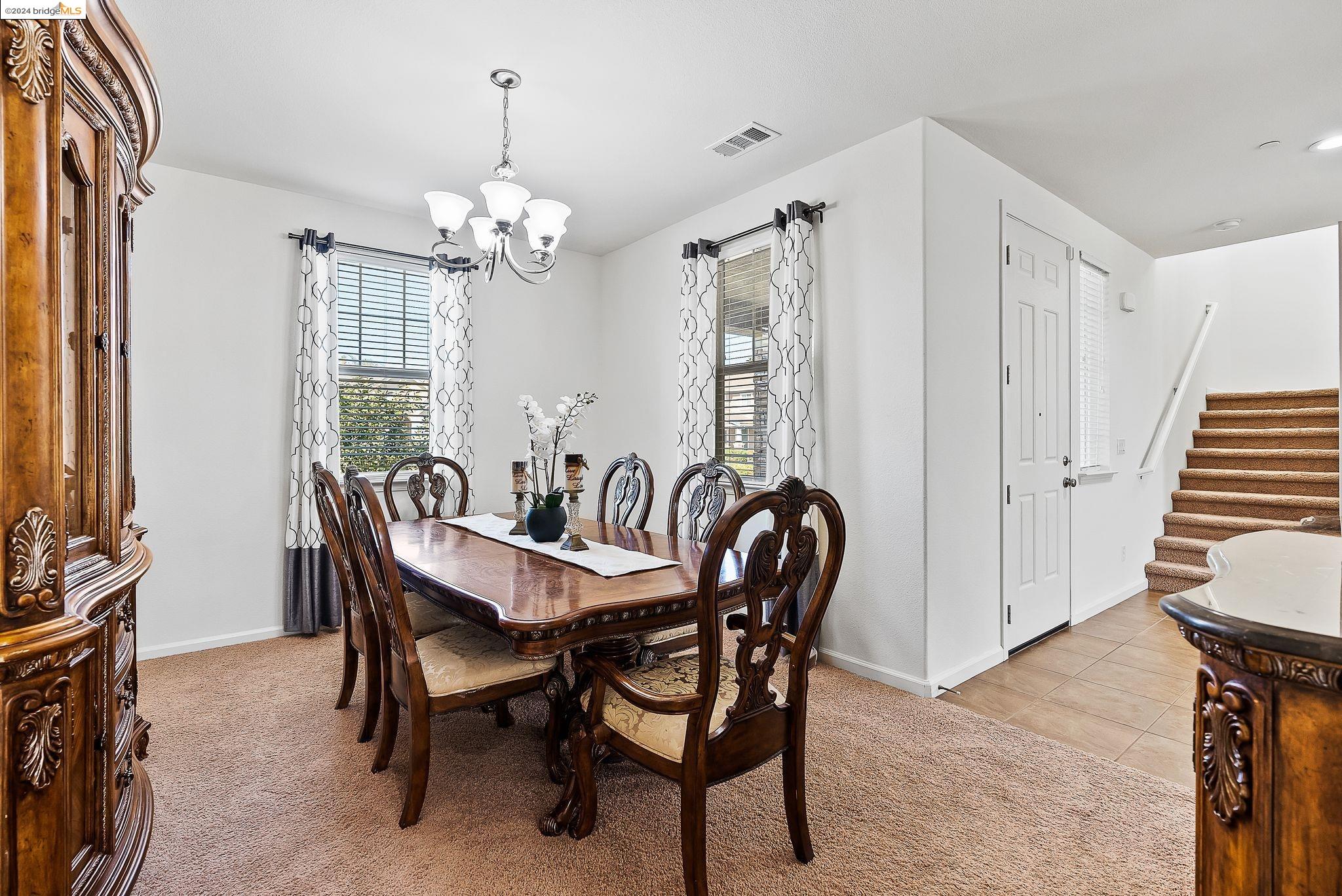 1112 Lavender Dr