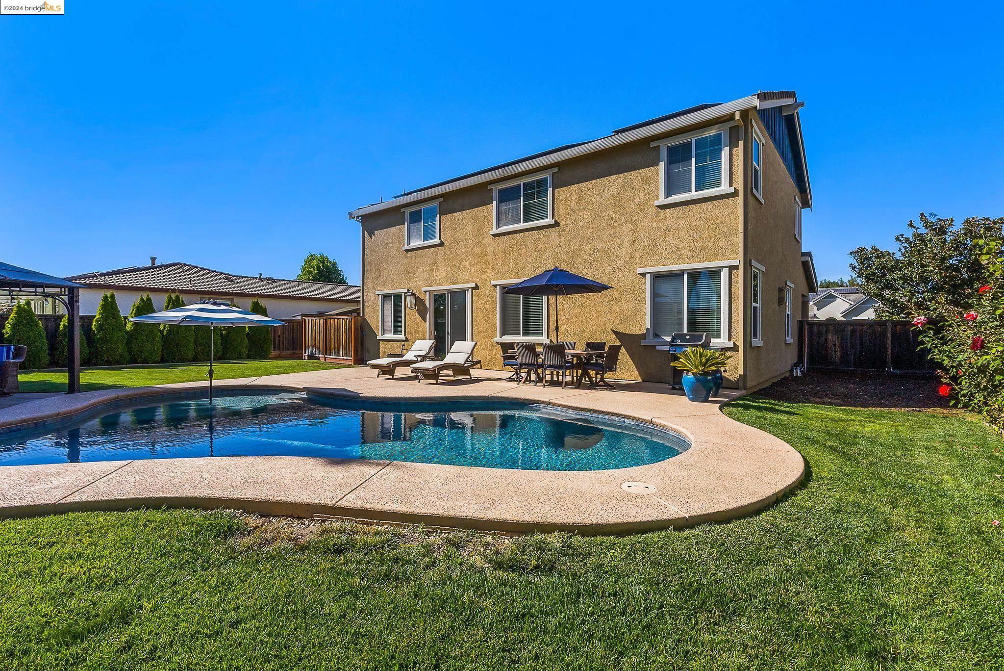 1112 Lavender Dr