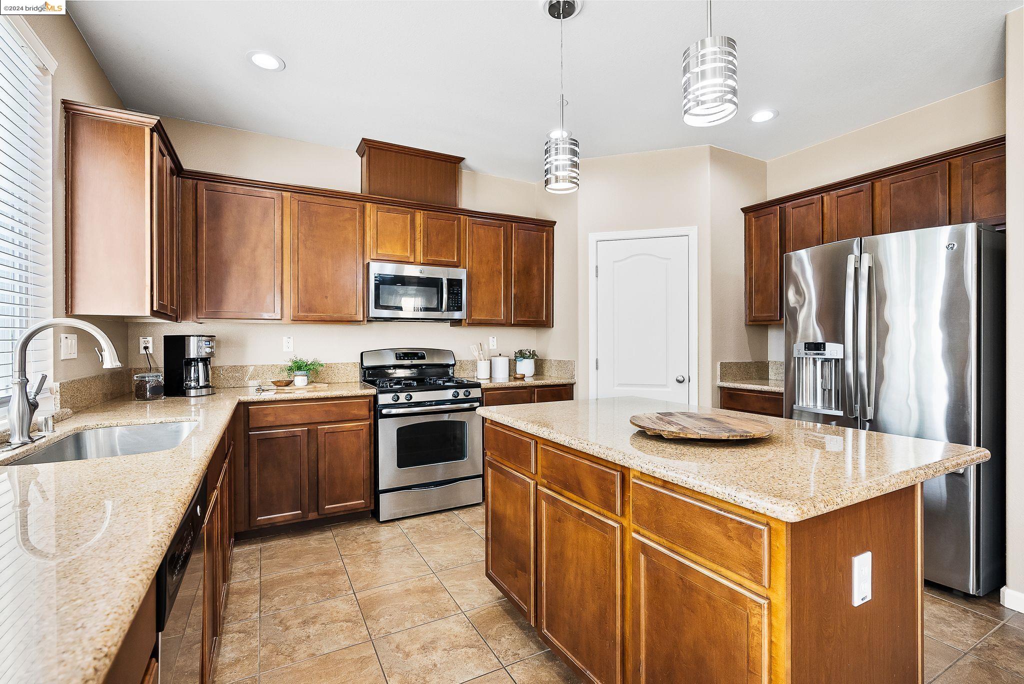 1112 Lavender Dr