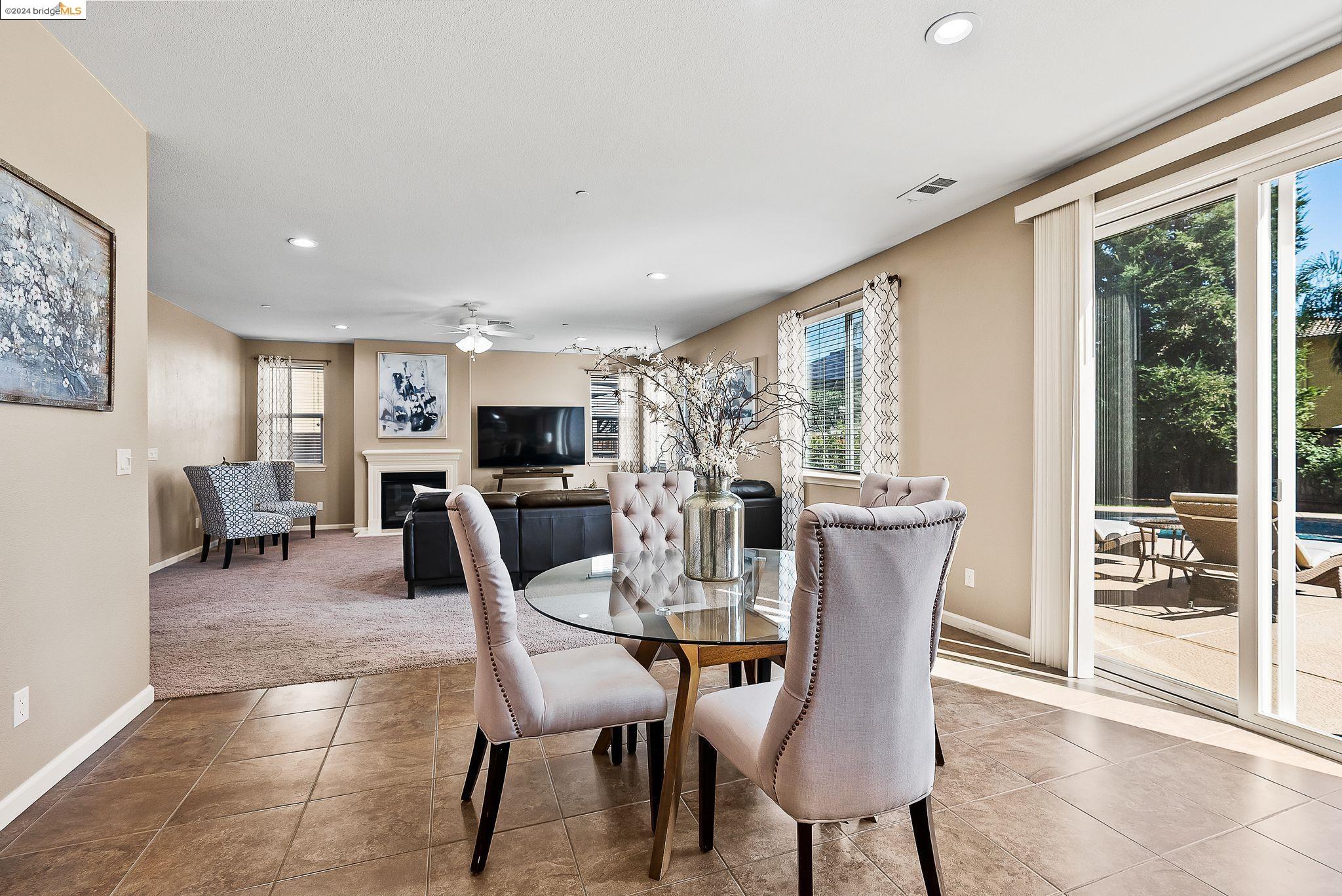 1112 Lavender Dr