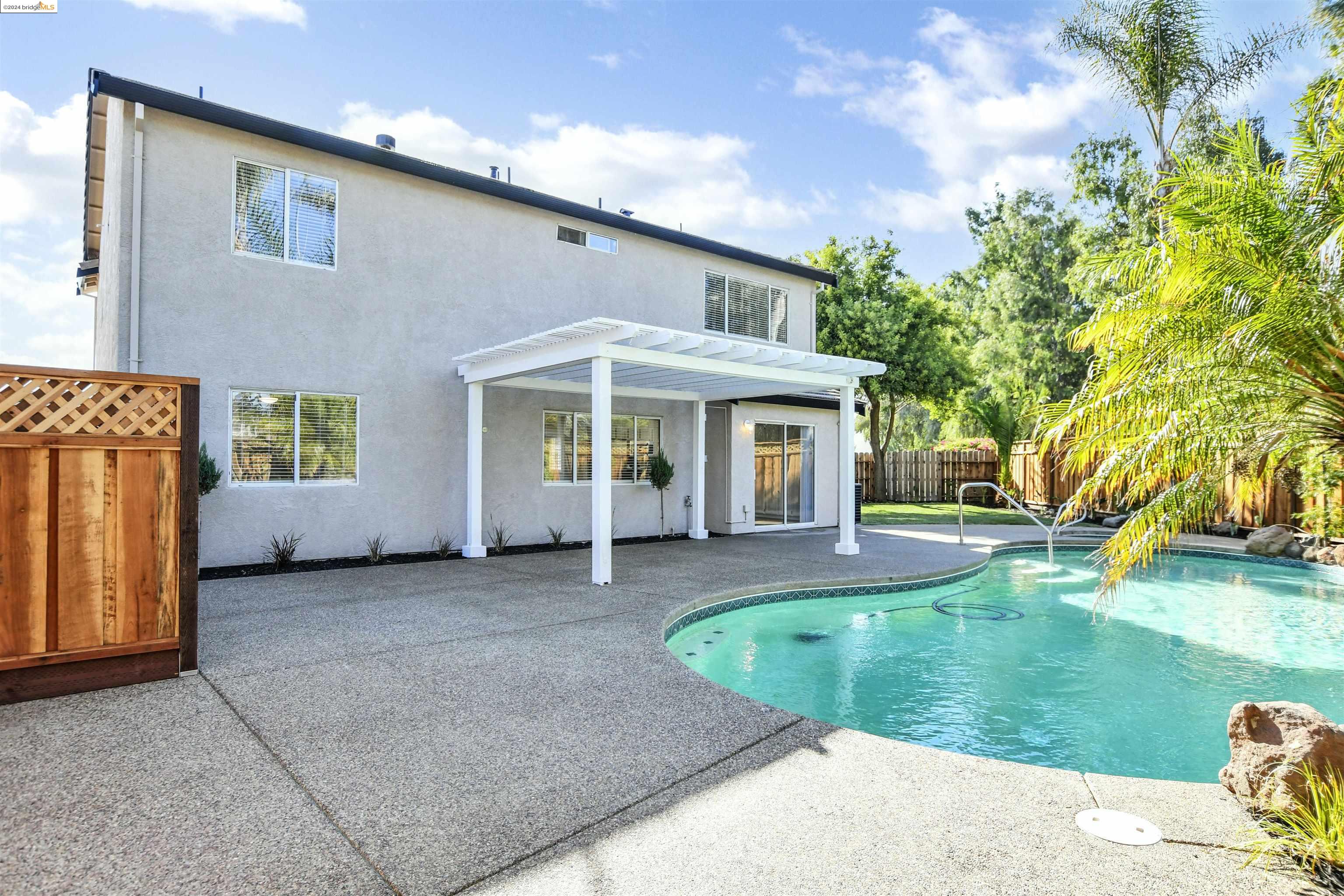 4149 N Anchor Court