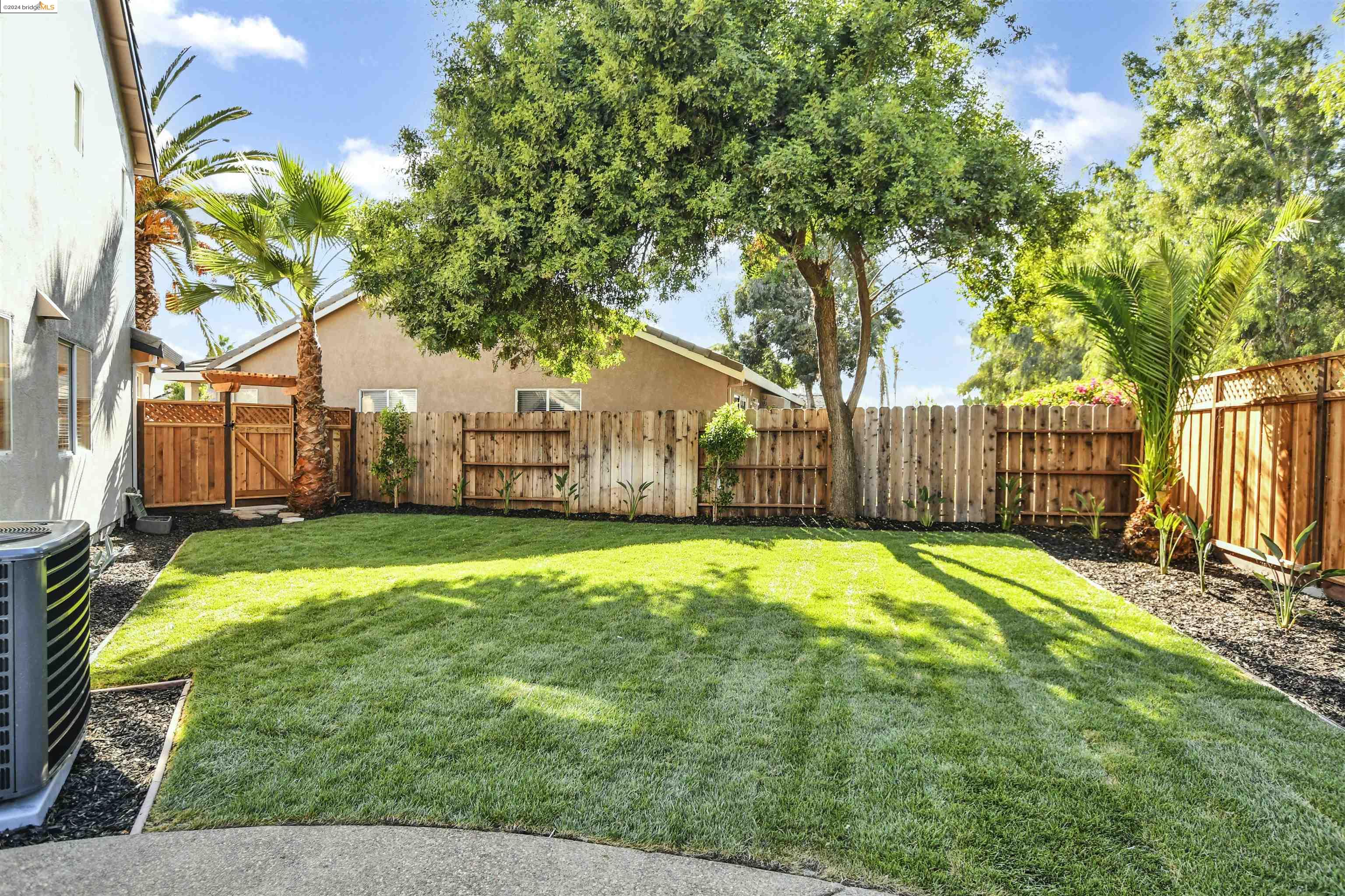 4149 N Anchor Court