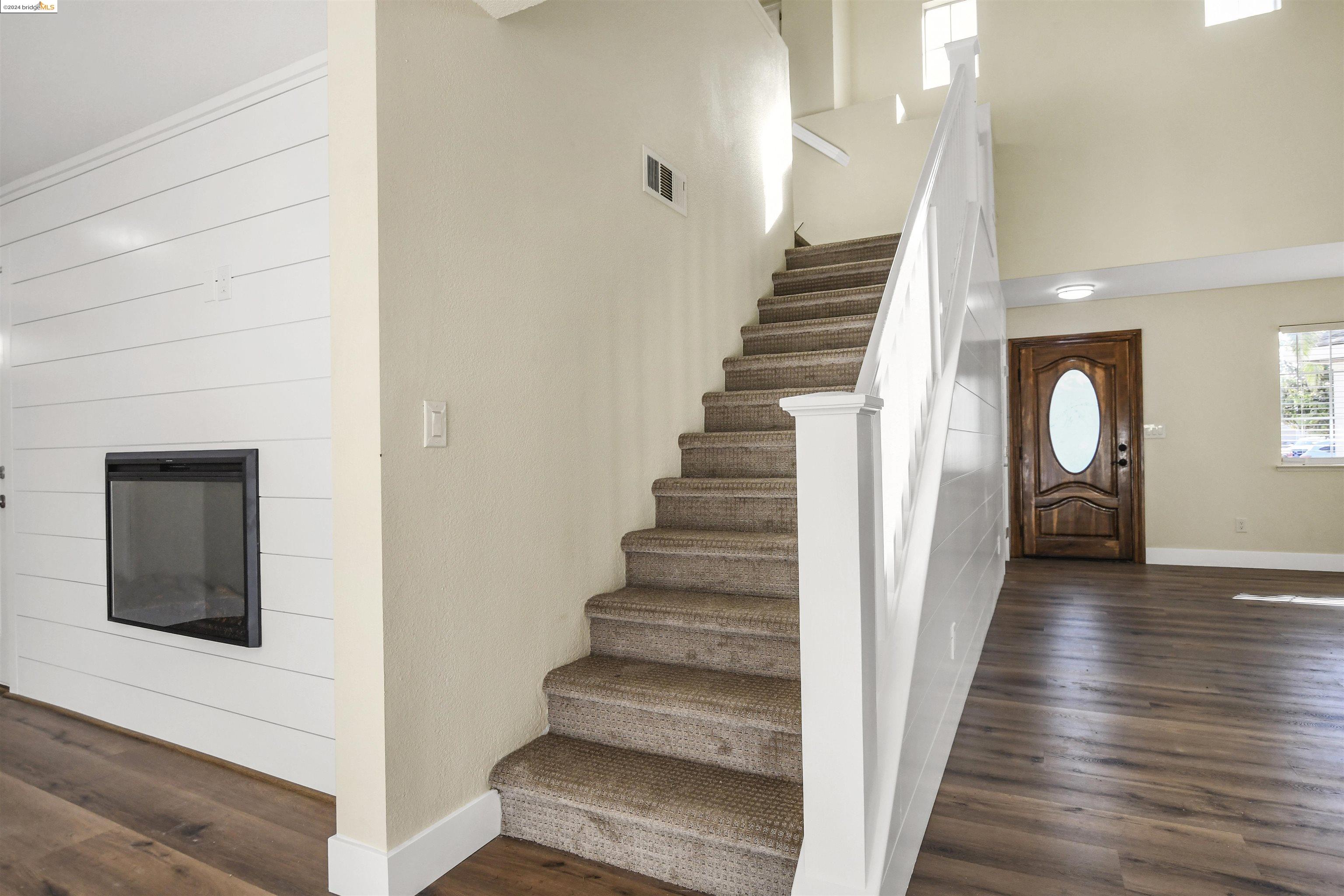 4149 N Anchor Court