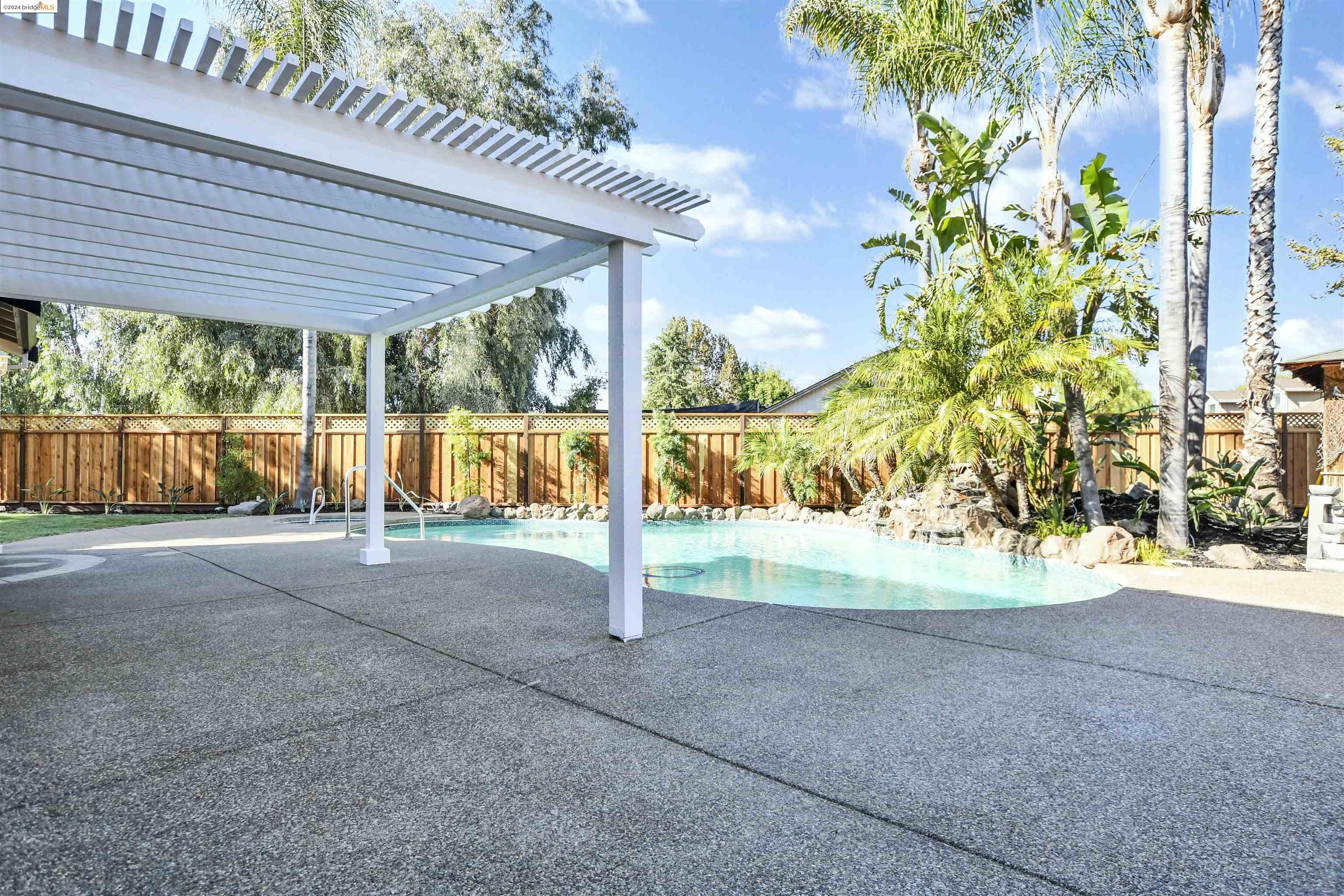 4149 N Anchor Court