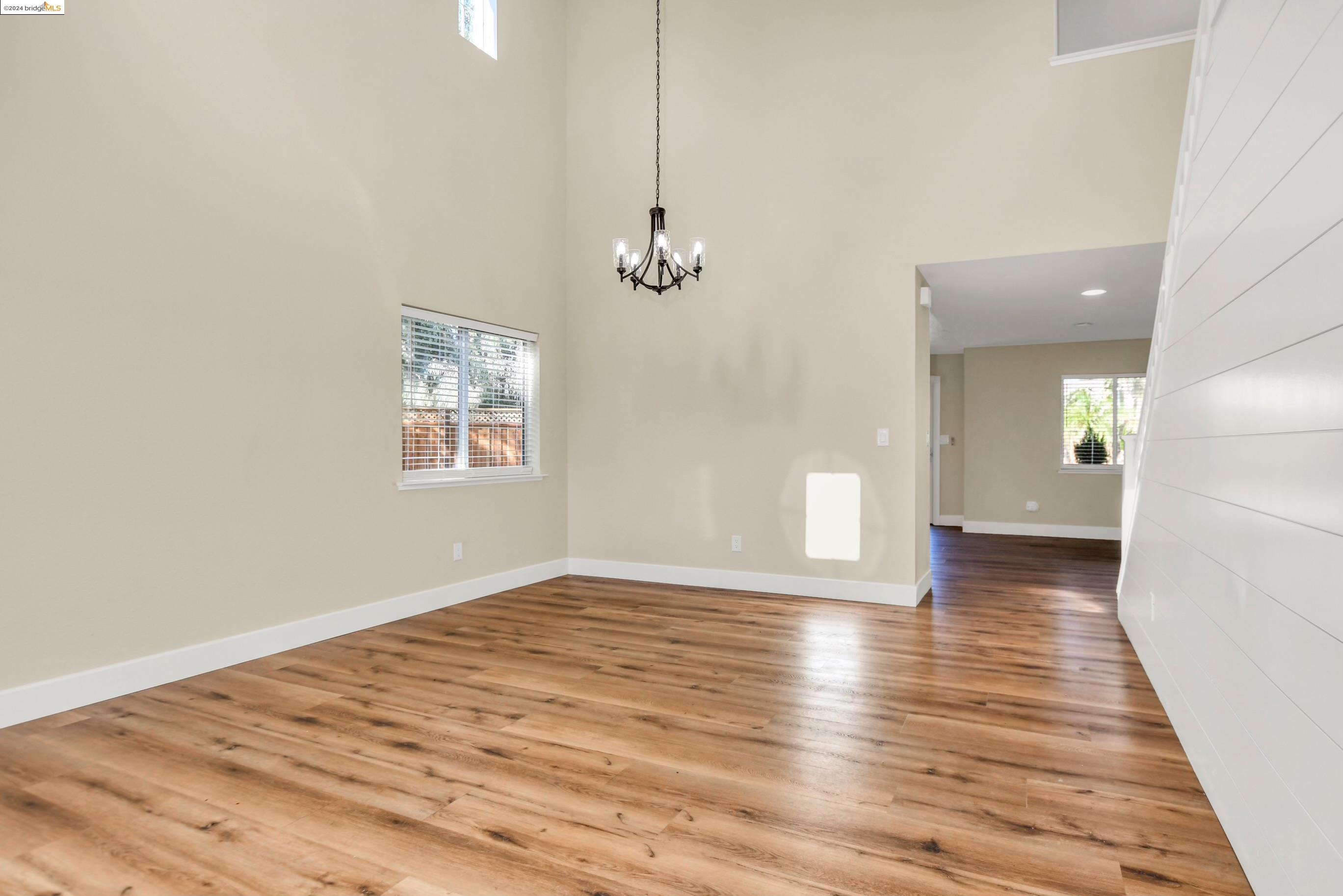 4149 N Anchor Court
