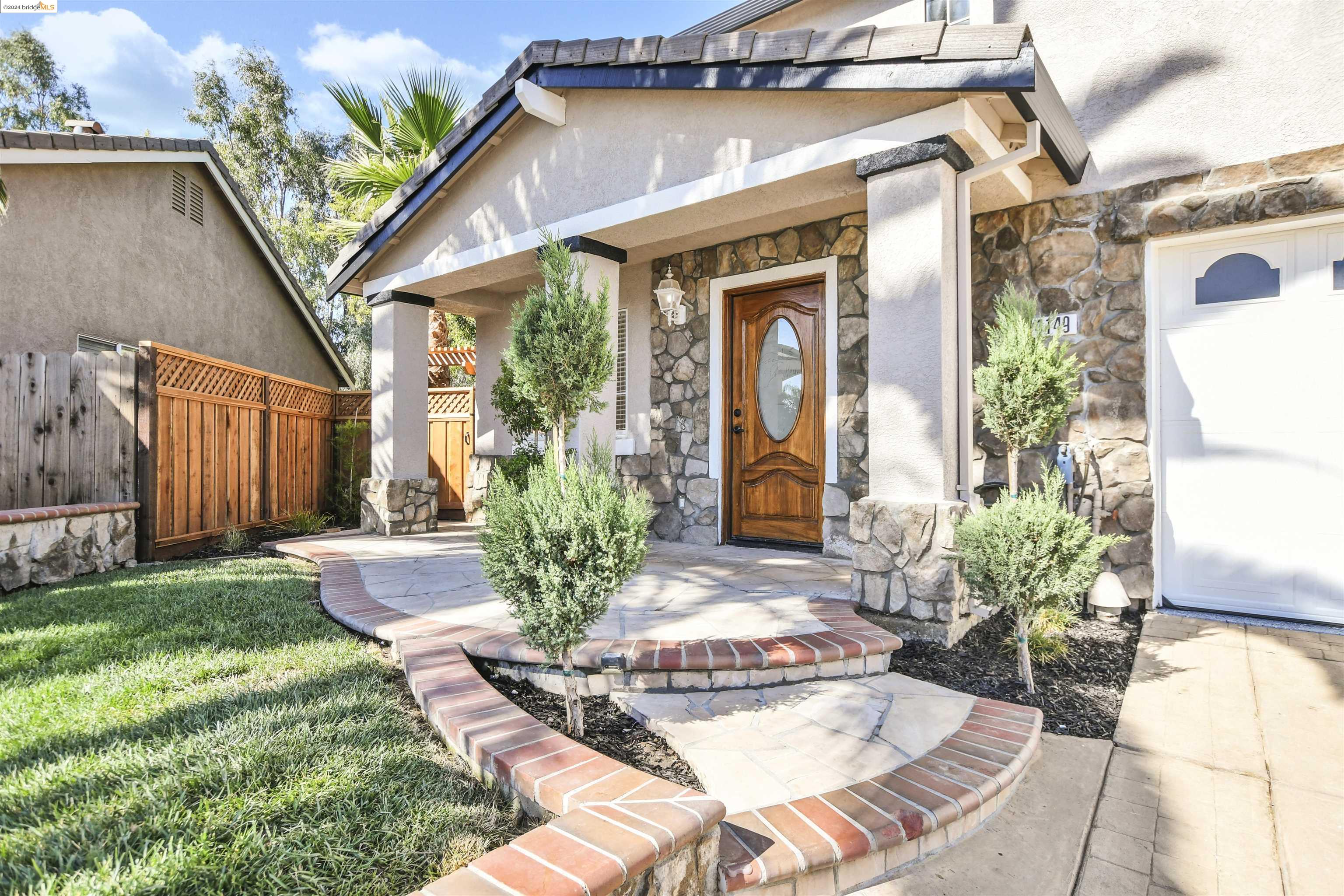 4149 N Anchor Court