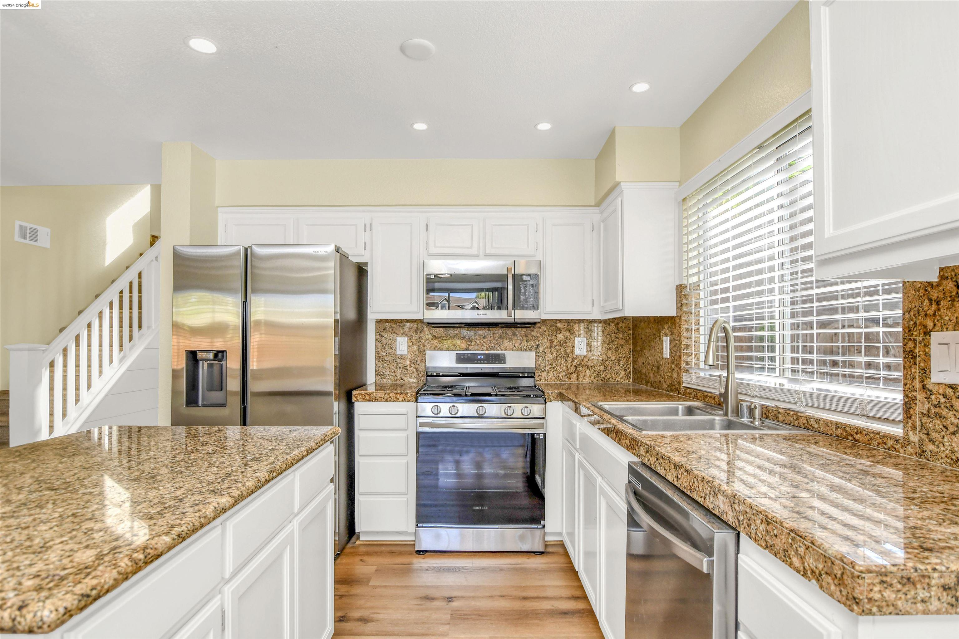 4149 N Anchor Court