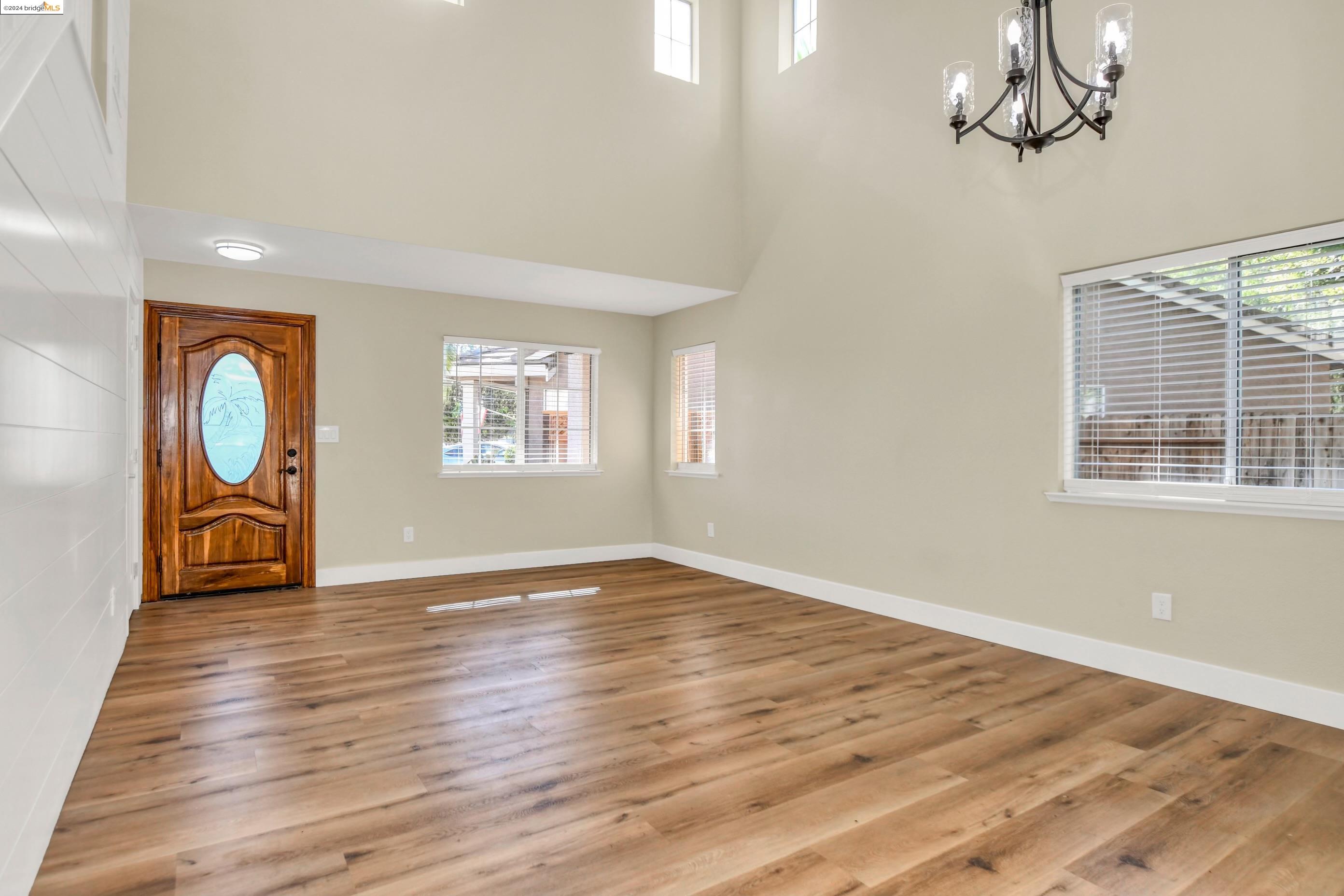 4149 N Anchor Court