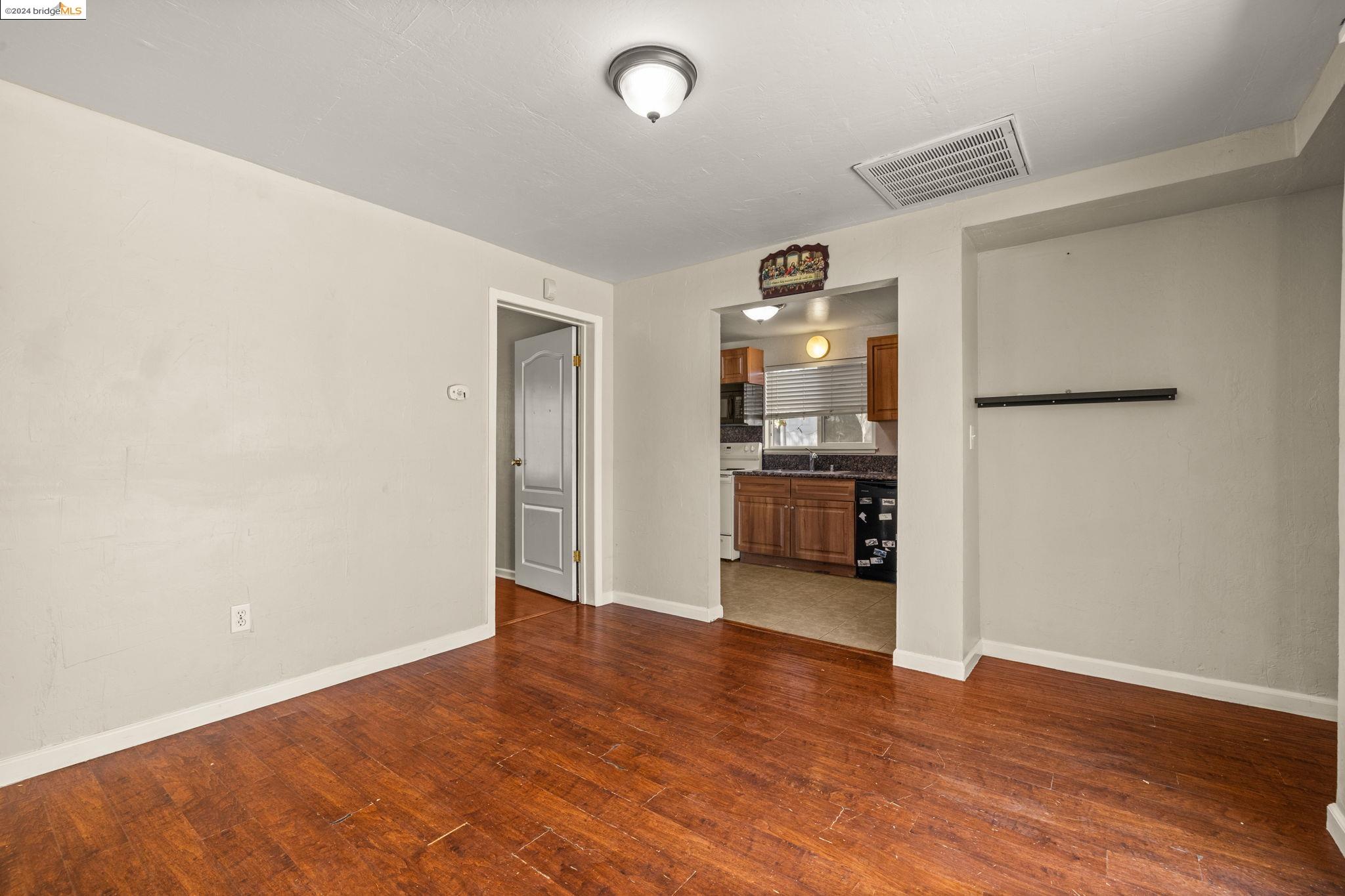 3401 Alvarado Blvd