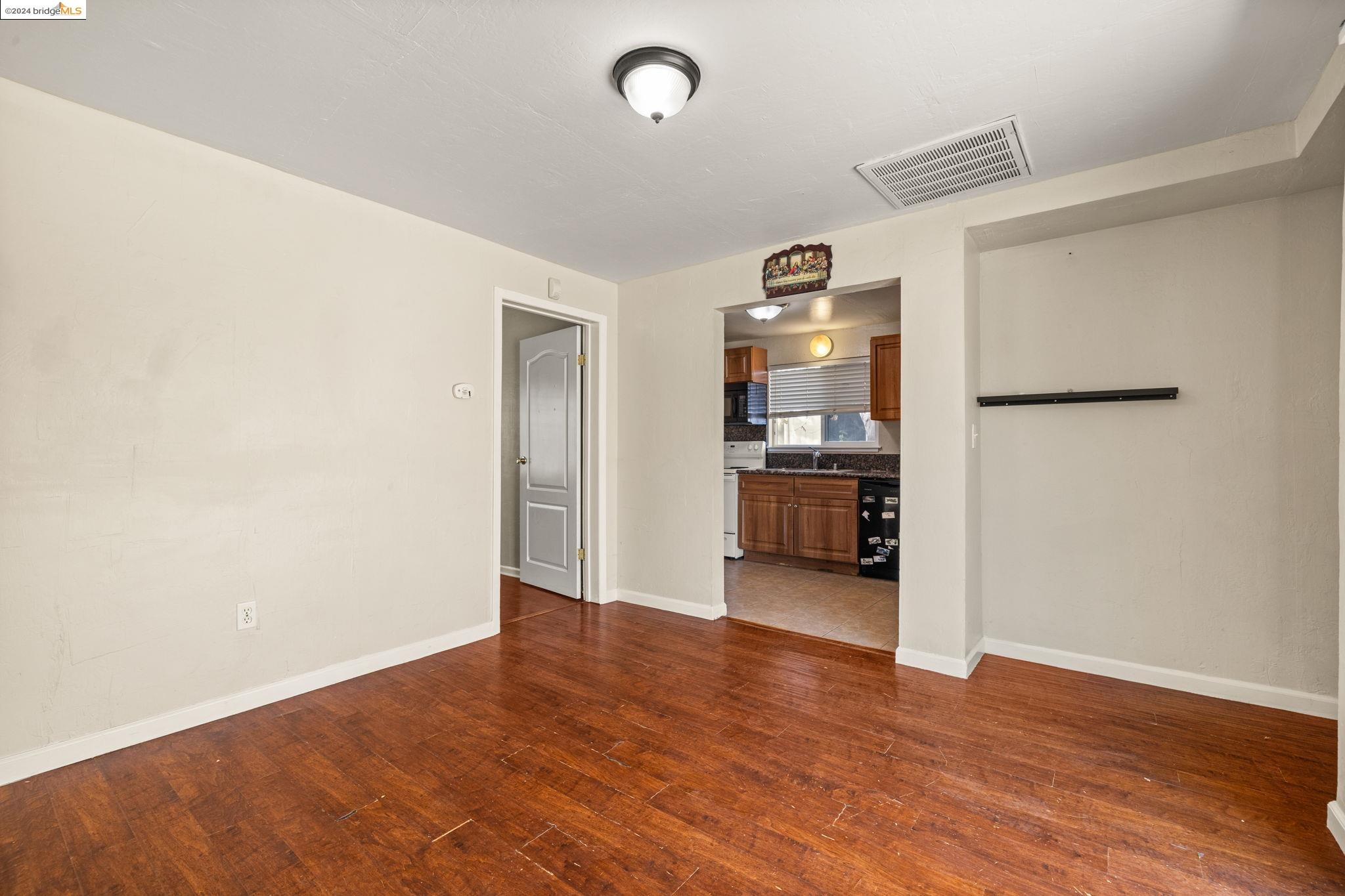 3401 Alvarado Blvd