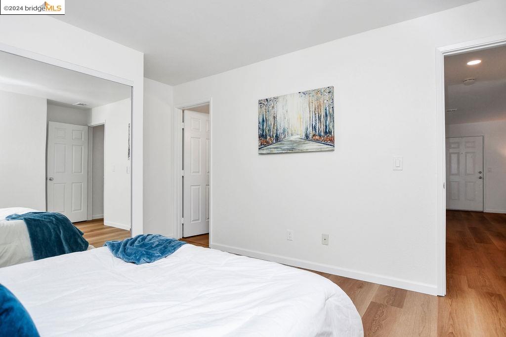 2263 Lakeview Cir