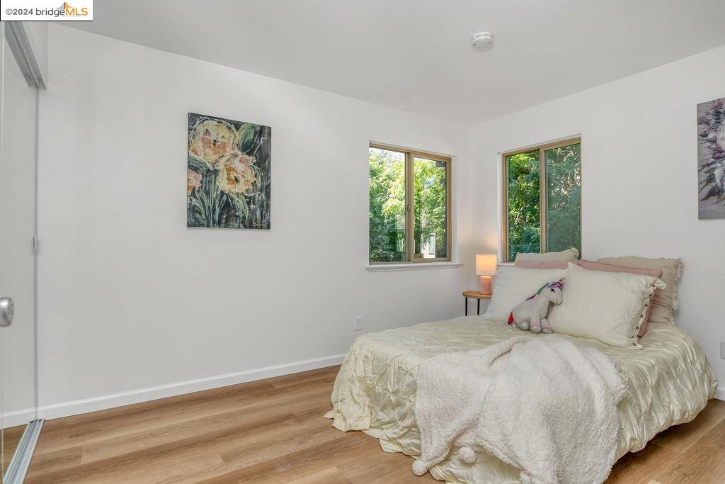 2263 Lakeview Cir