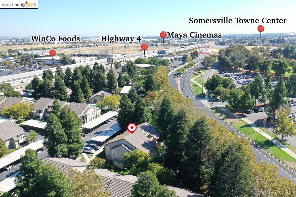 2263 Lakeview Cir