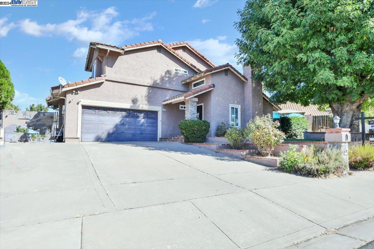2509 Roca Dr