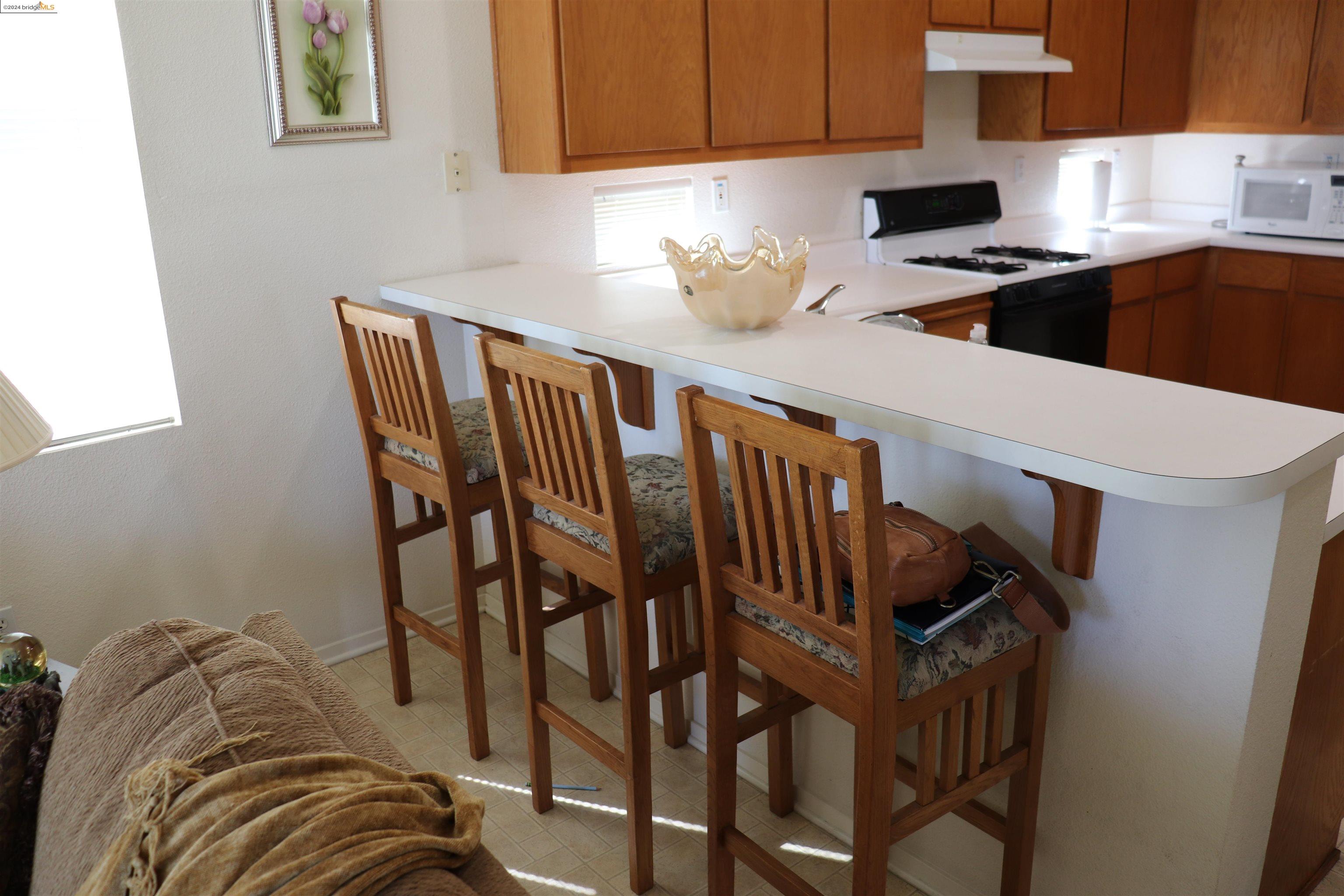 1040 Bismarck Terrace