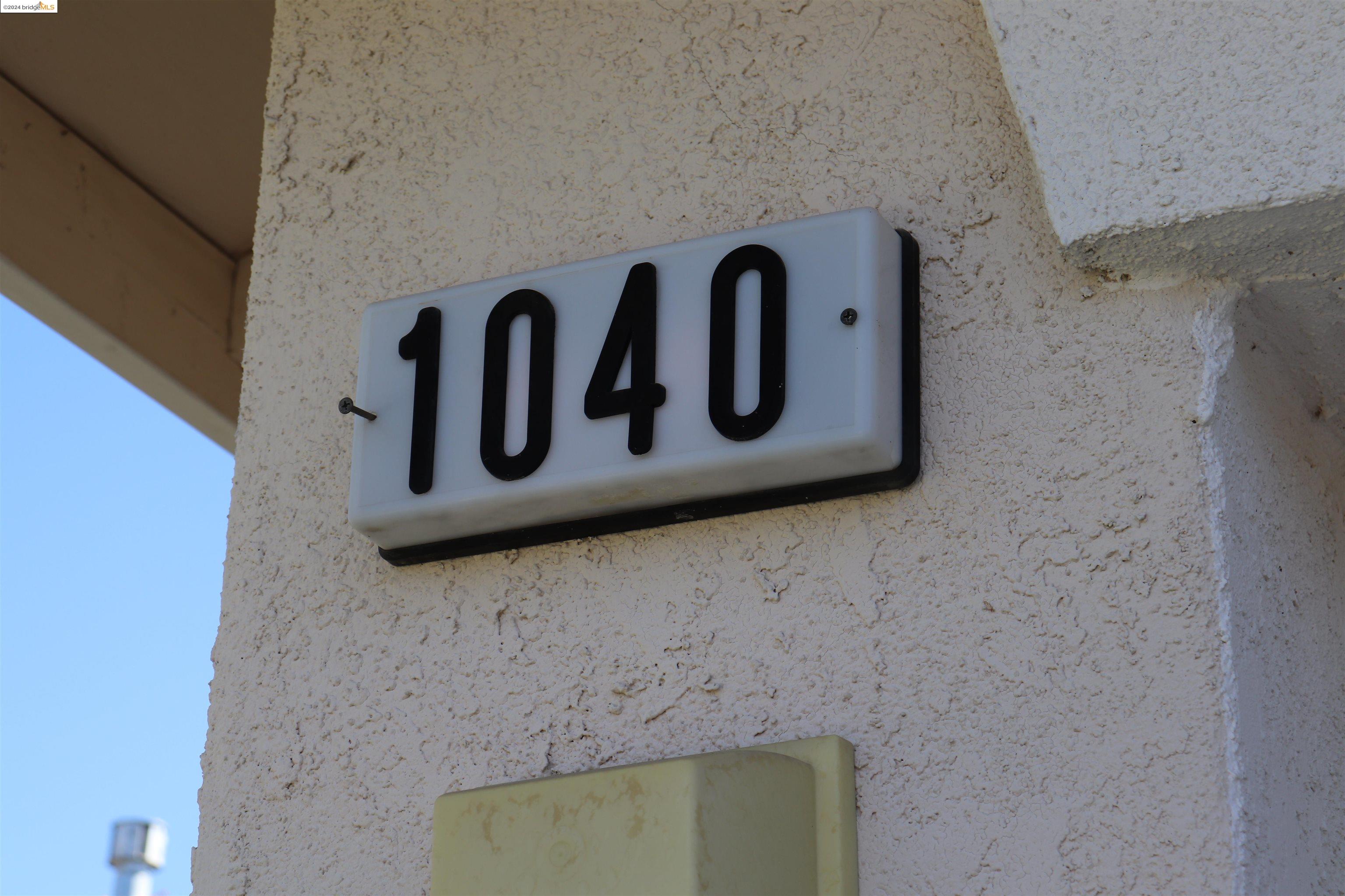 1040 Bismarck Terrace