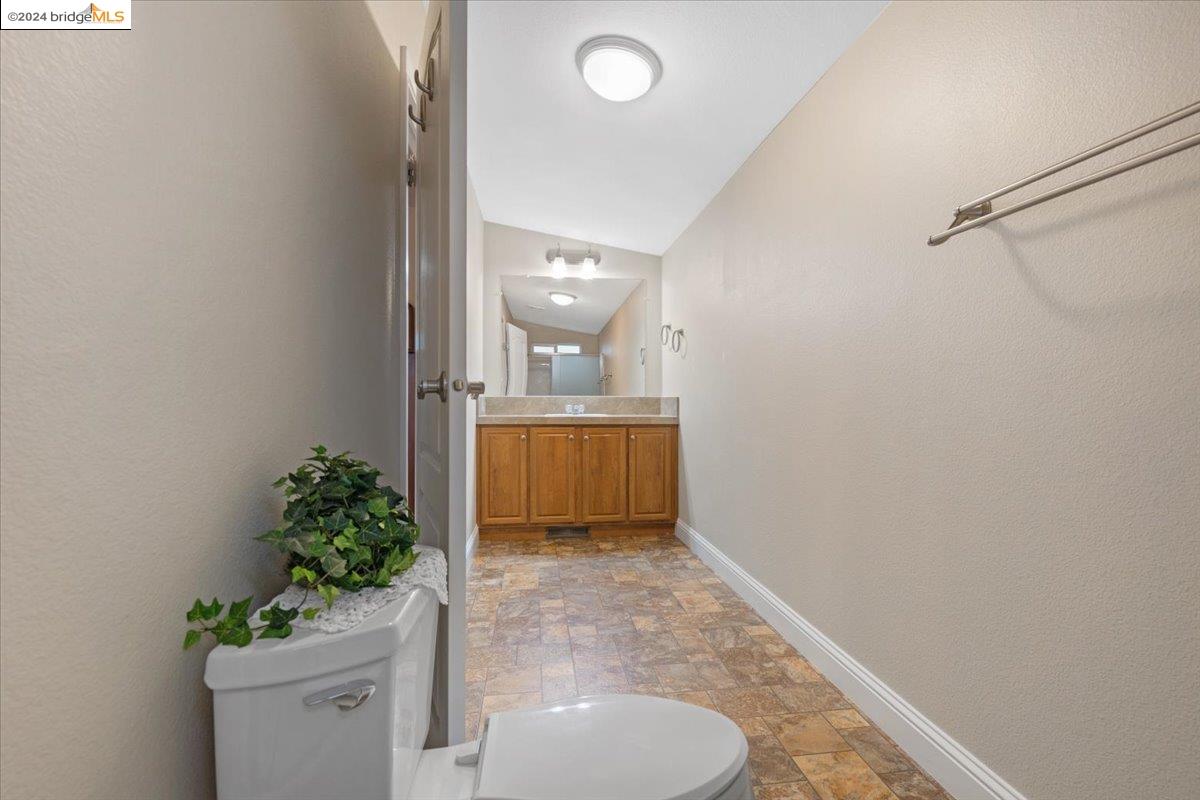 3660 Walnut Blvd # 34