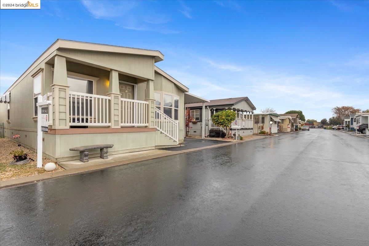 3660 Walnut Blvd # 34