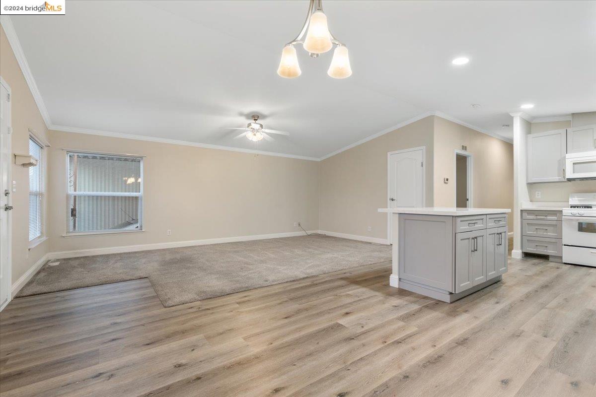 3660 Walnut Blvd # 34