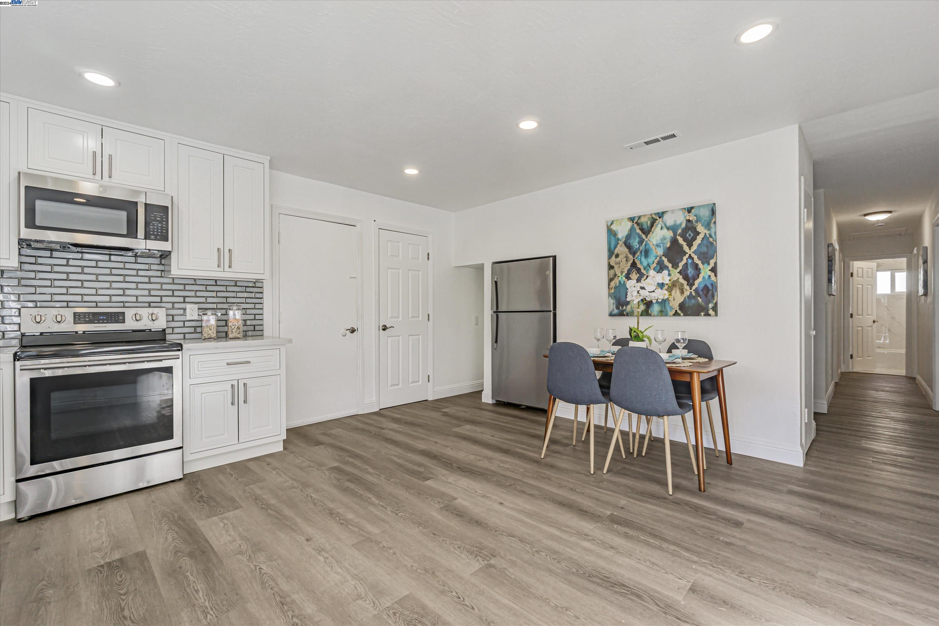 2597 E Olivera Rd