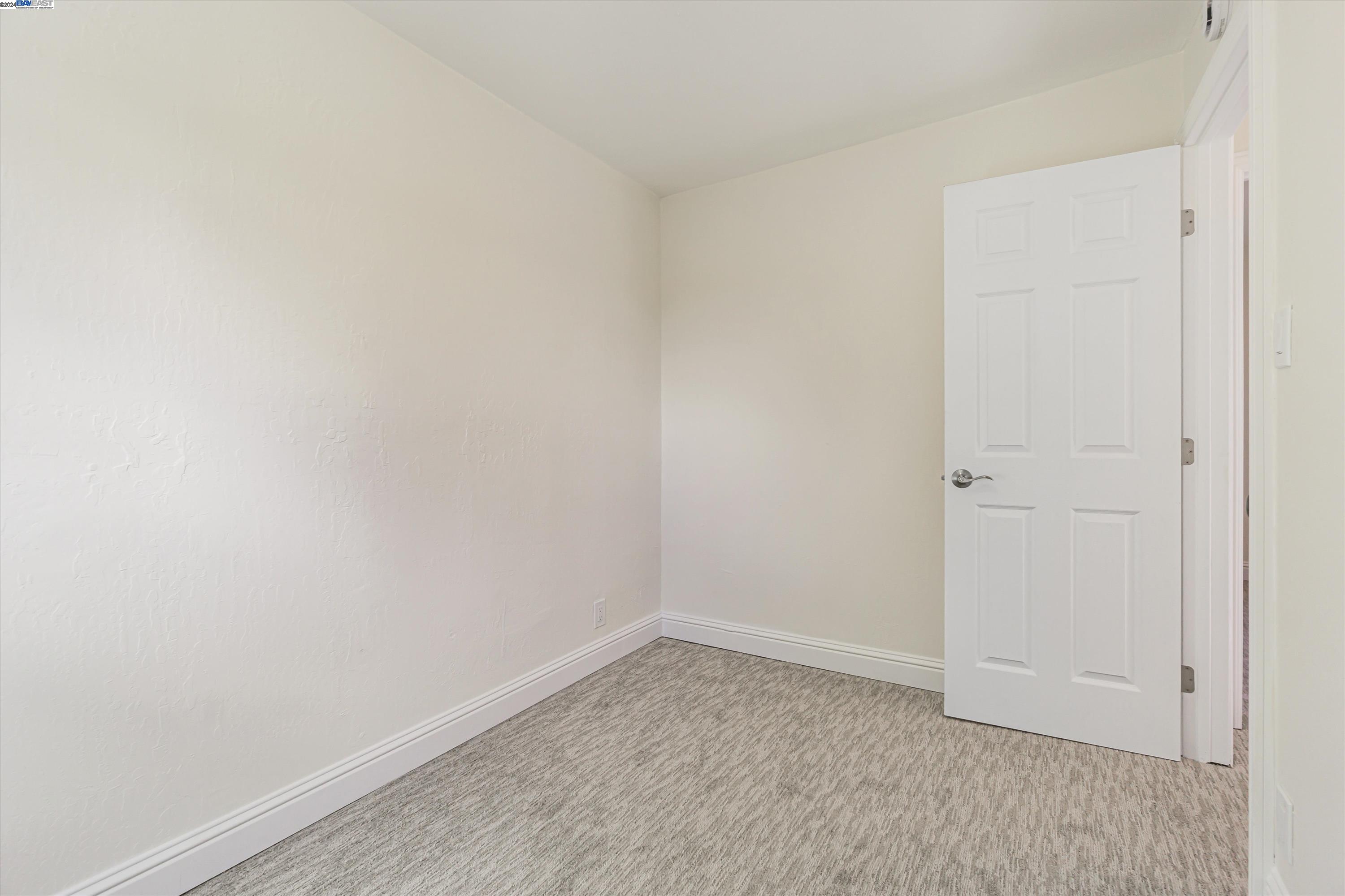 2597 E Olivera Rd