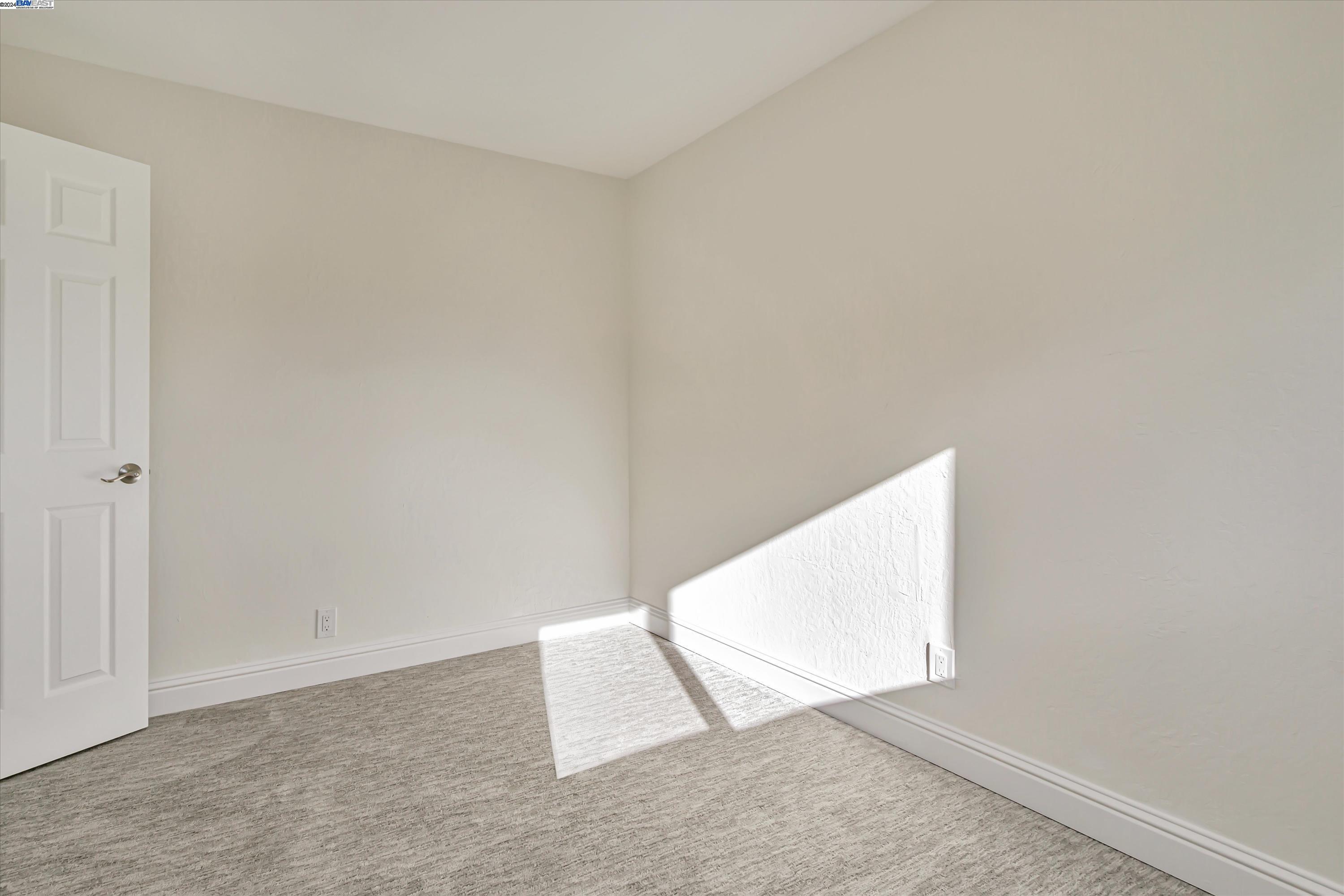 2597 E Olivera Rd
