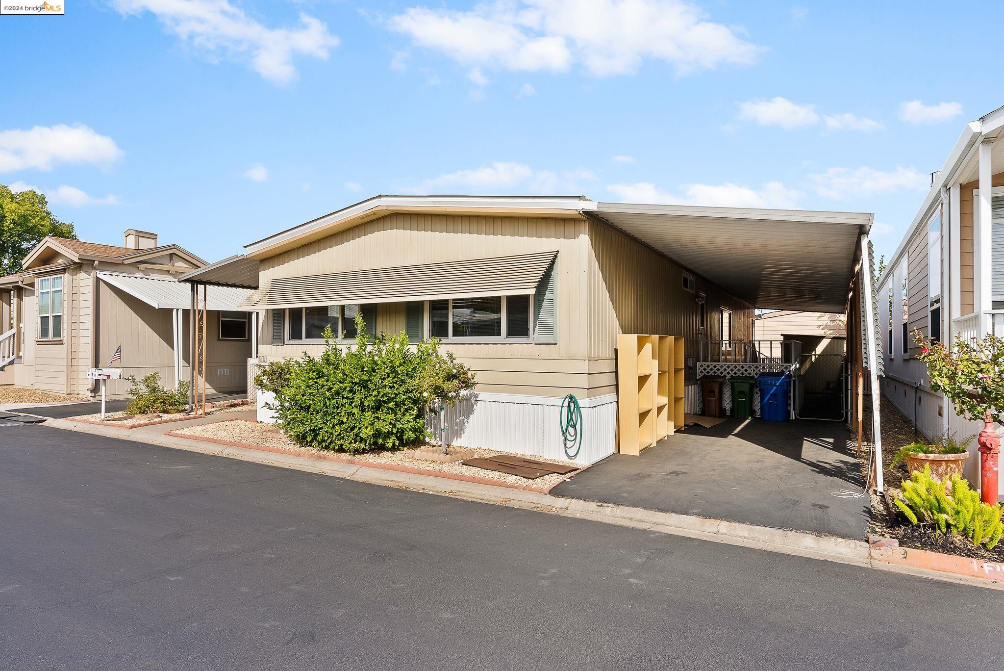 4603 Balfour # 100