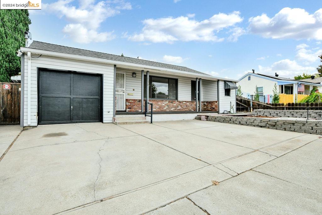 258 William Reed Dr