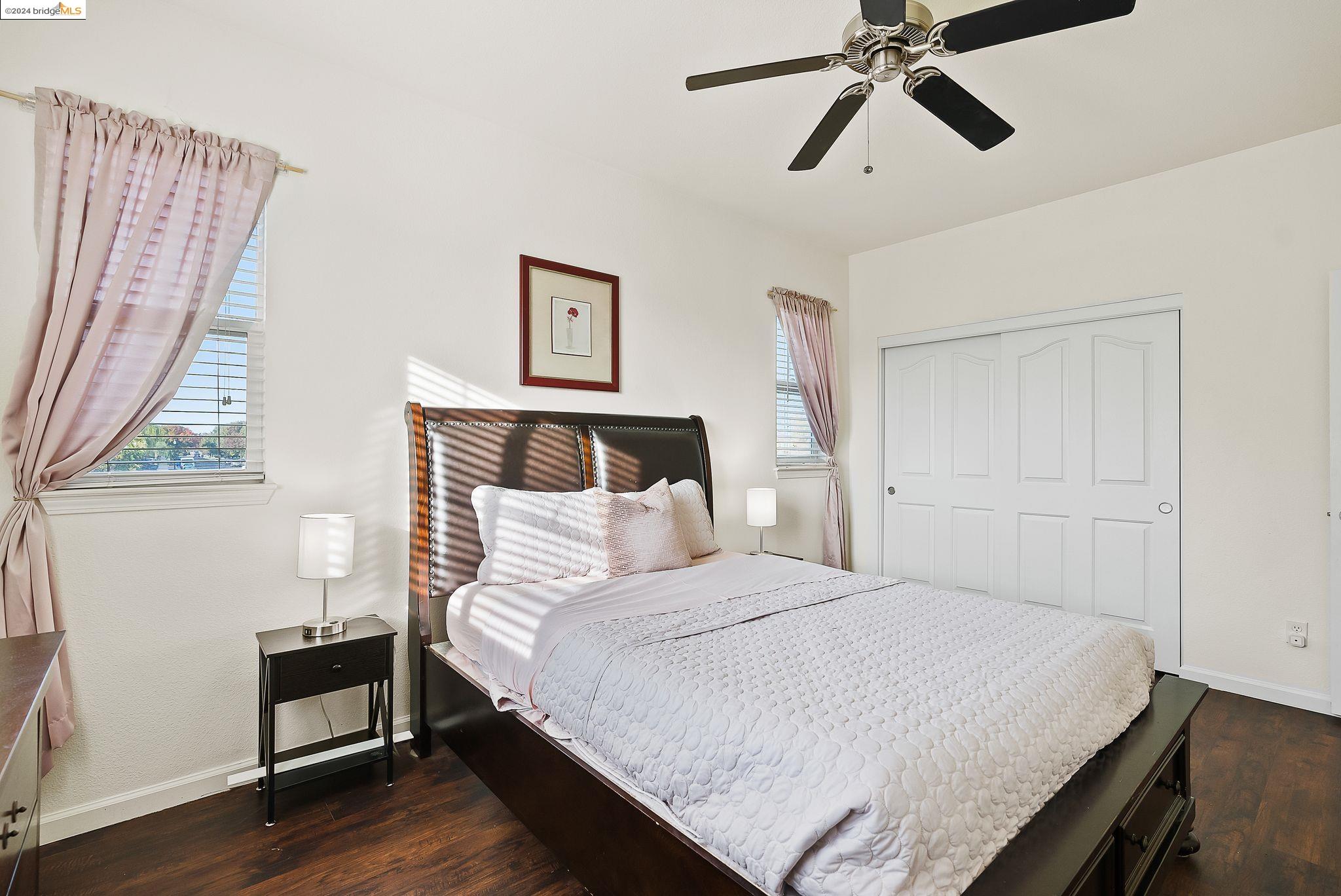 1121 Lavender Dr
