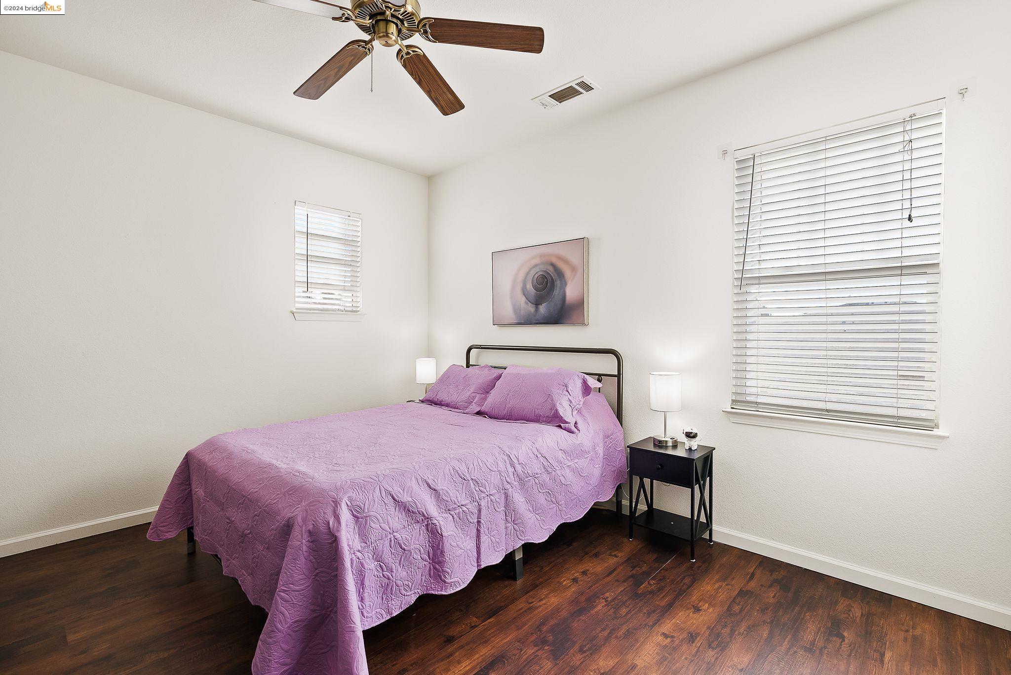1121 Lavender Dr