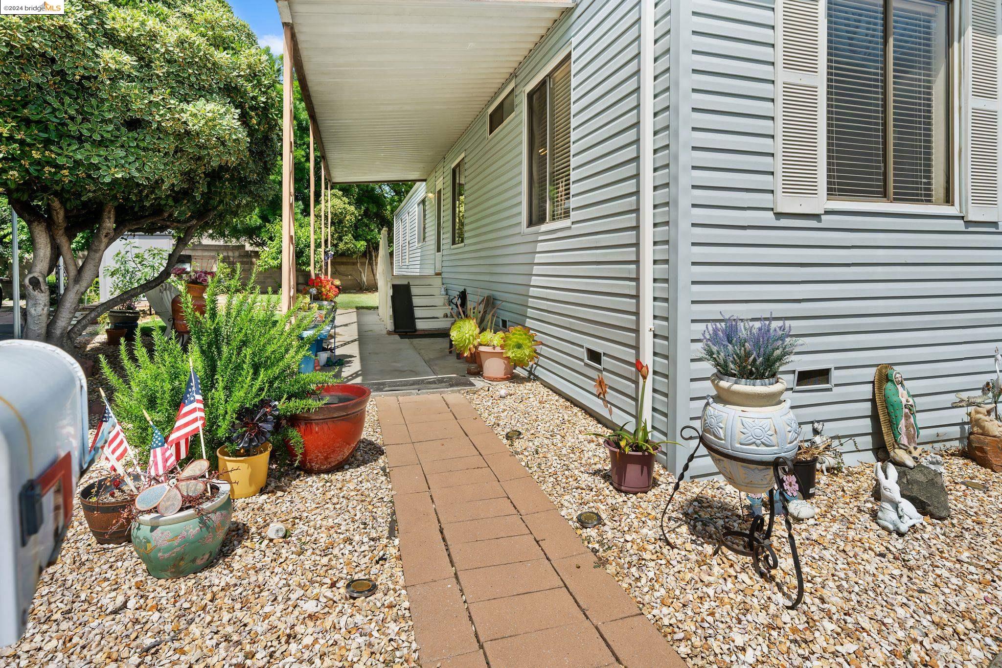 4603 Balfour # 20