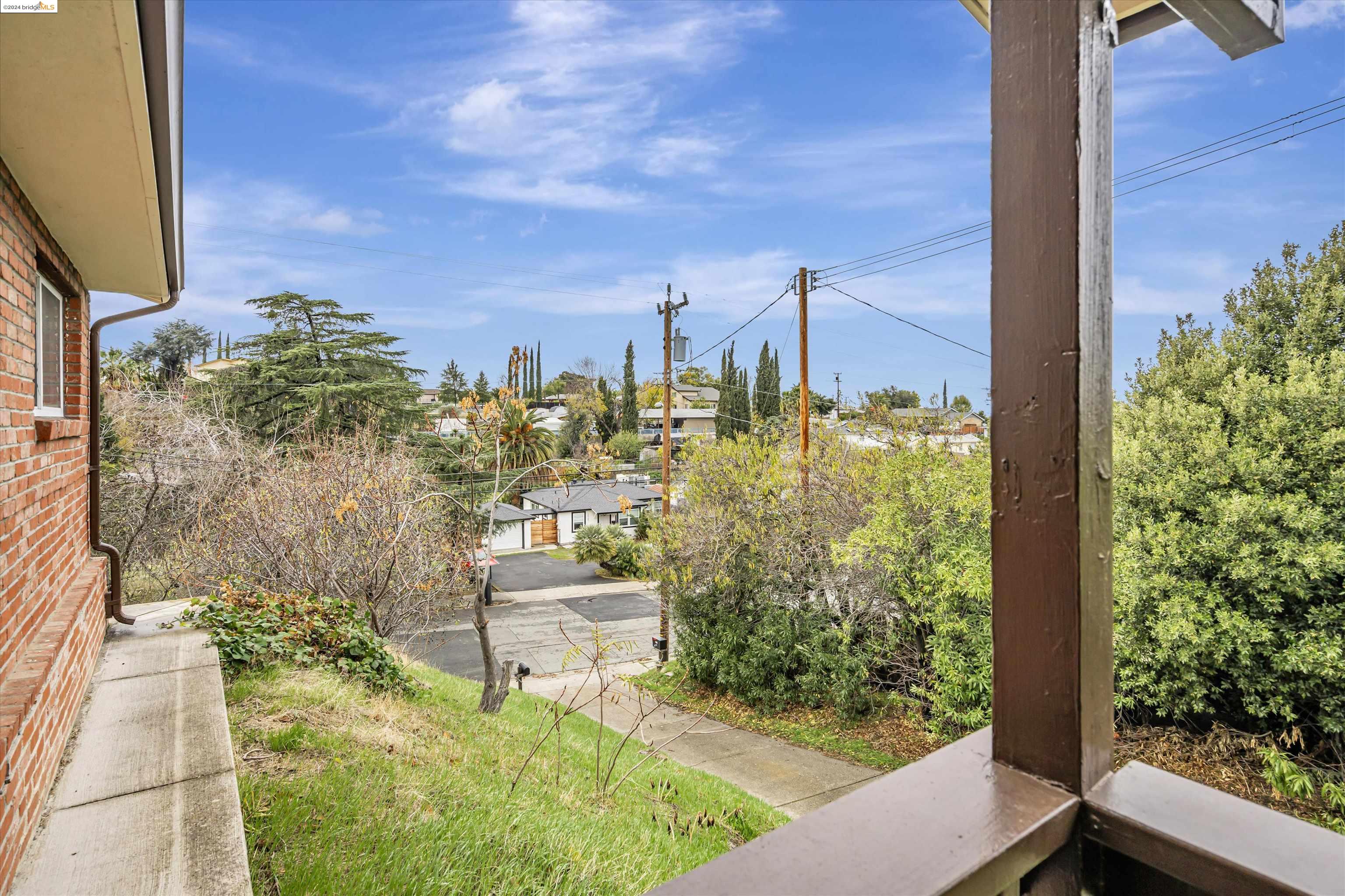 2933 Sunset Lane